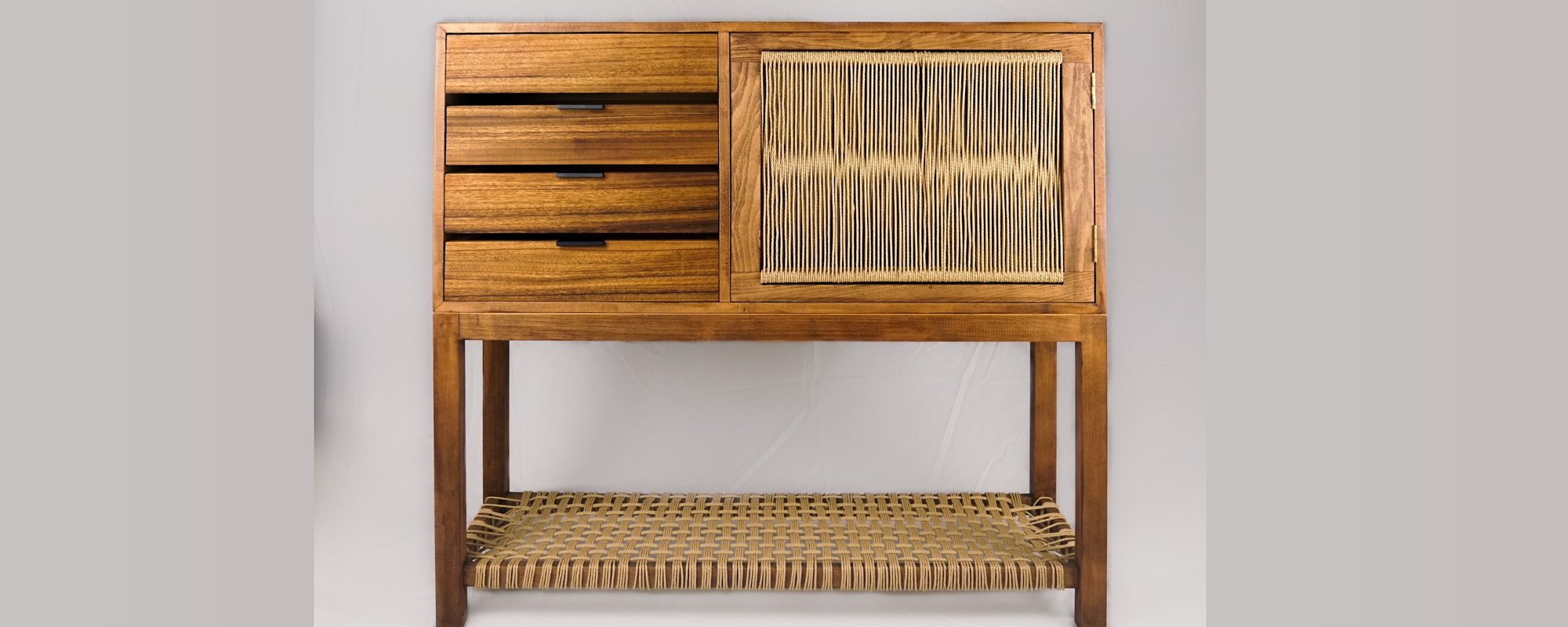 Johi Classic Entry Console