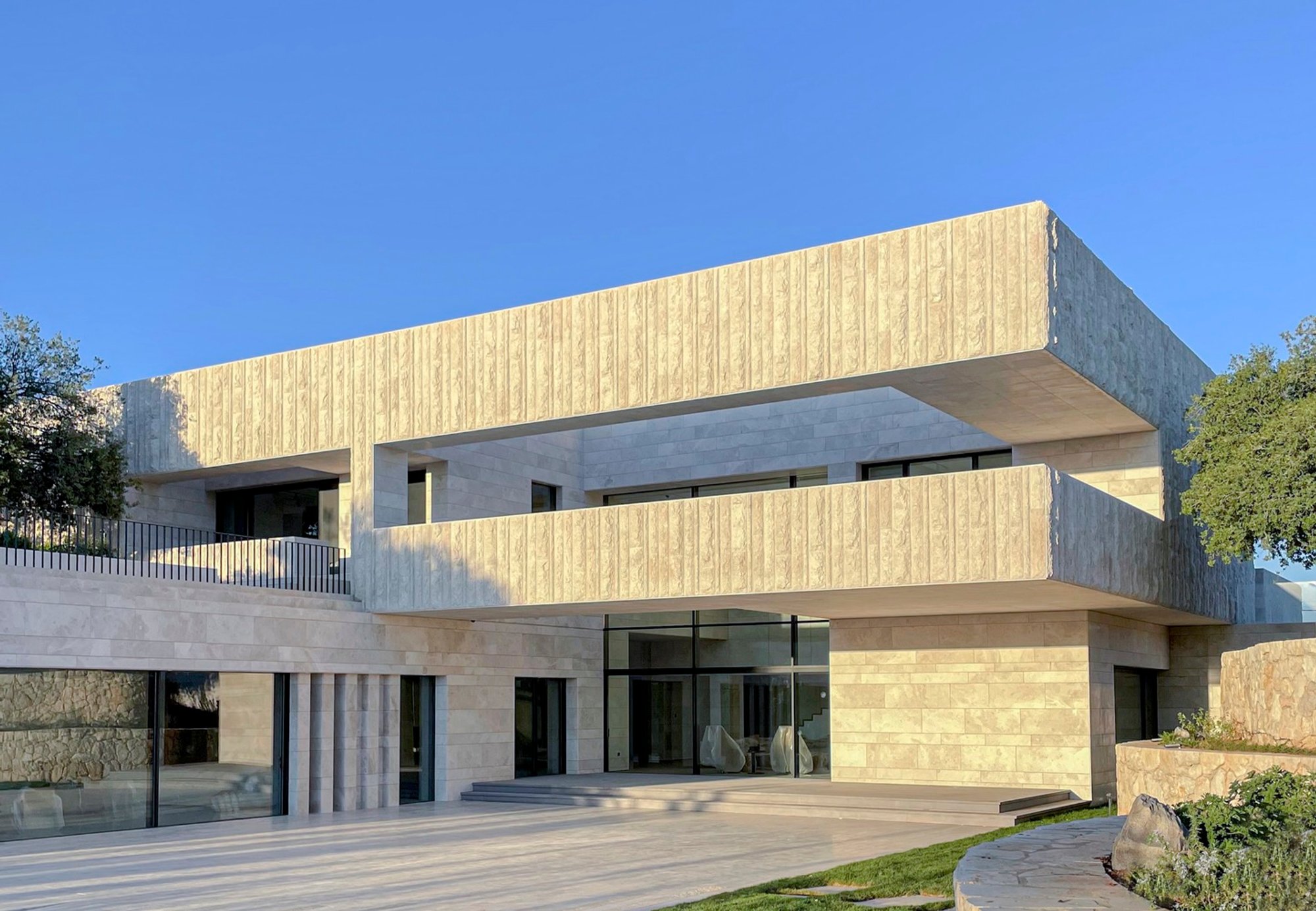 Sustainable Luxury Architecture by Ayoub Architects