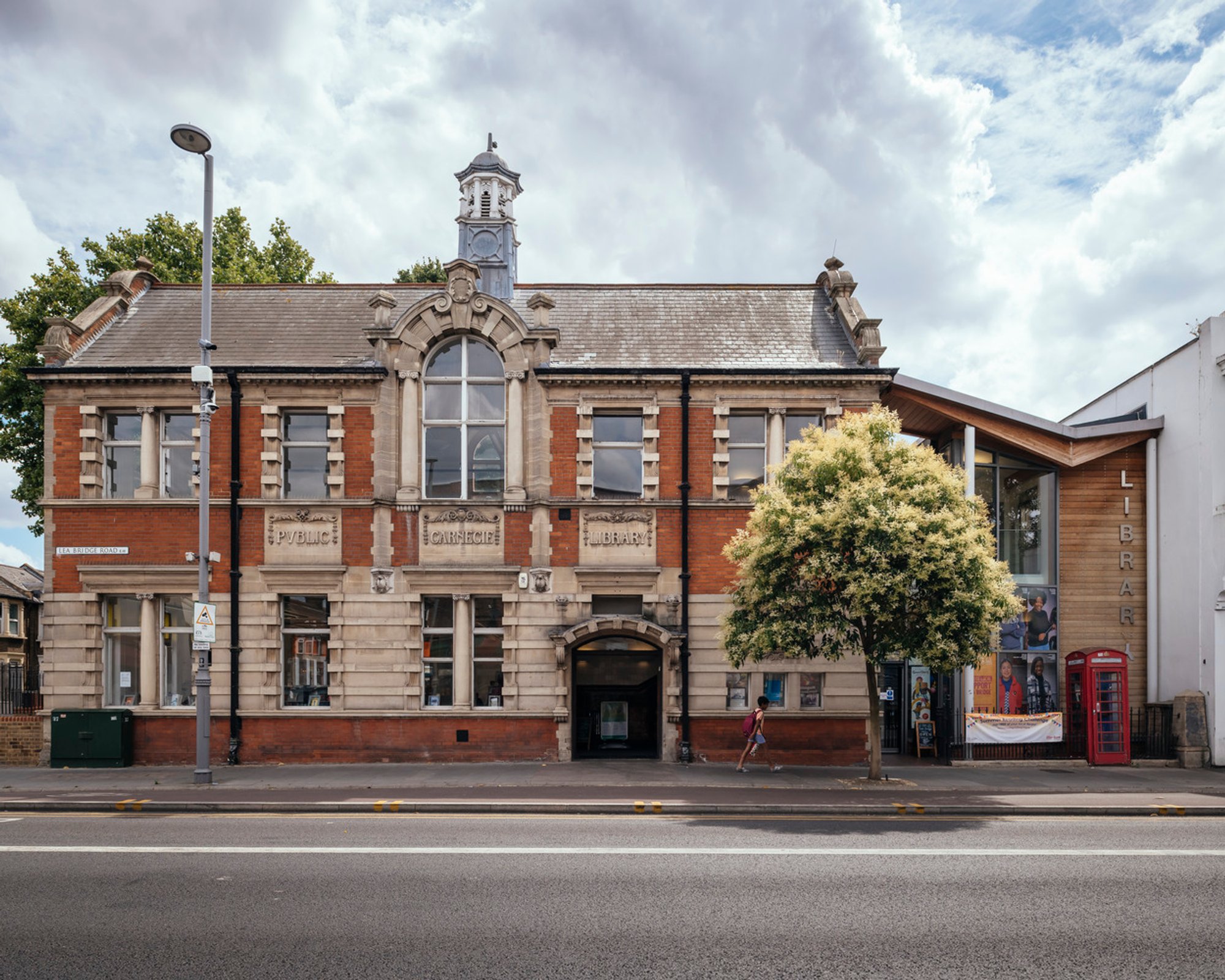 Lea Bridge Library Pavilion: A Revitalizing Community Hub in Waltham Forest