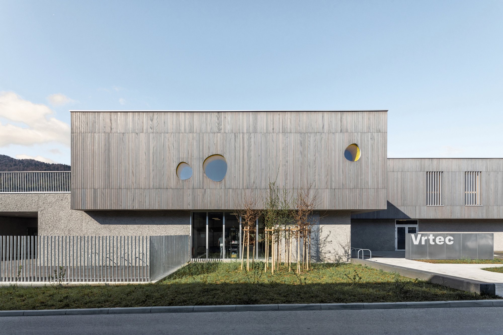 Kočevje Kindergarten – Bee Unit: A Sustainable Learning Oasis