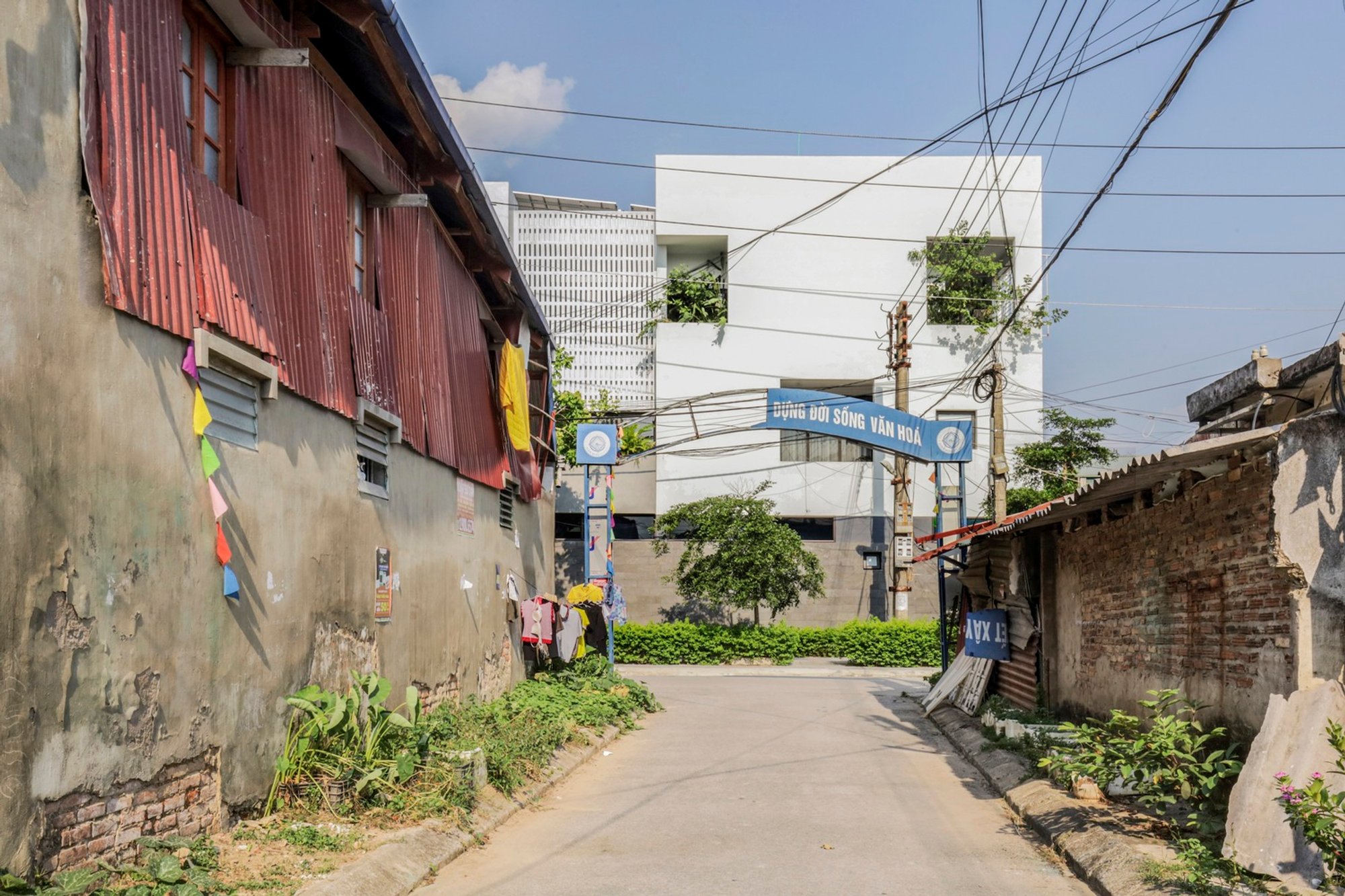Dong Thu House: A Model for Sustainable House Design in Vietnam