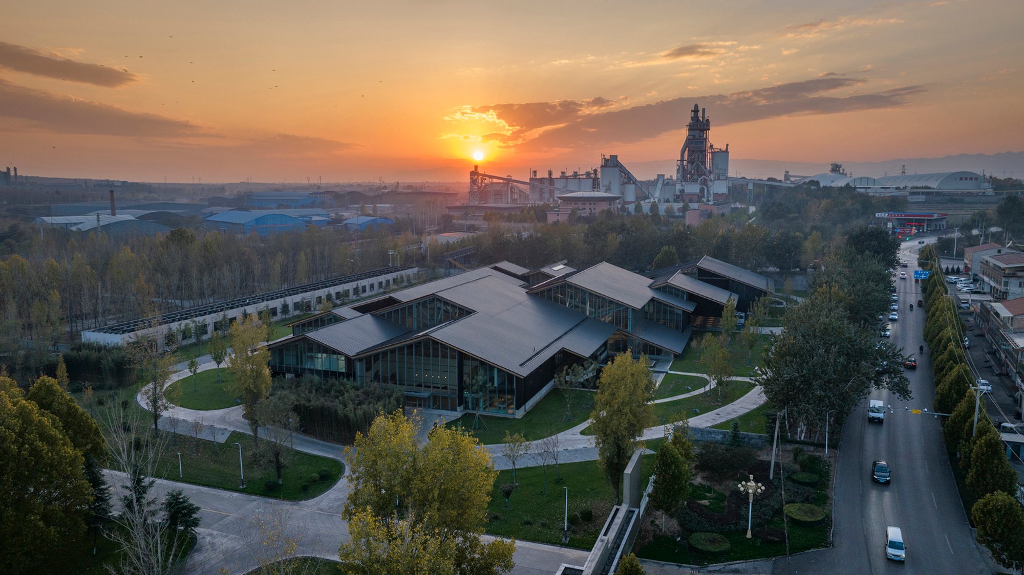 Modern Swimming Pool Architecture Design: Xiangfen Xingyuan Swimming Pool by Atelier KAI Architects