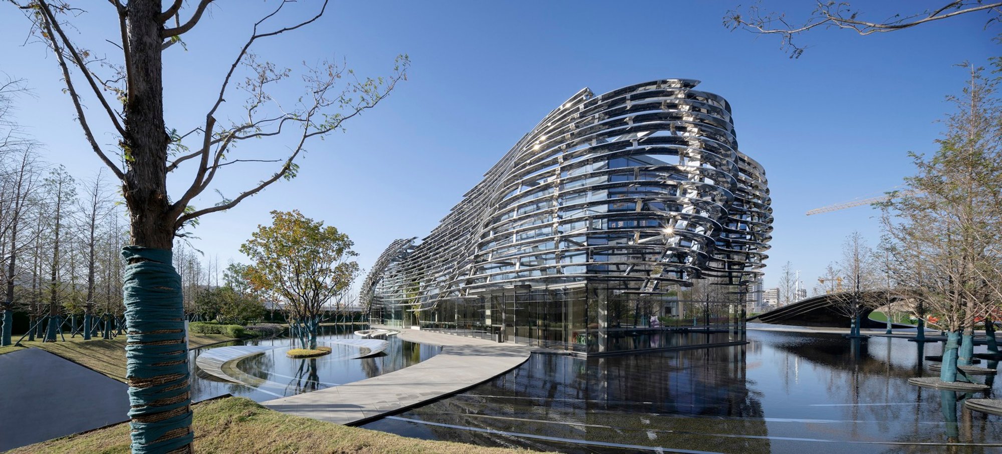 Cloud-Inspired Architecture: The Among the Clouds Art Center by Yuan Architects