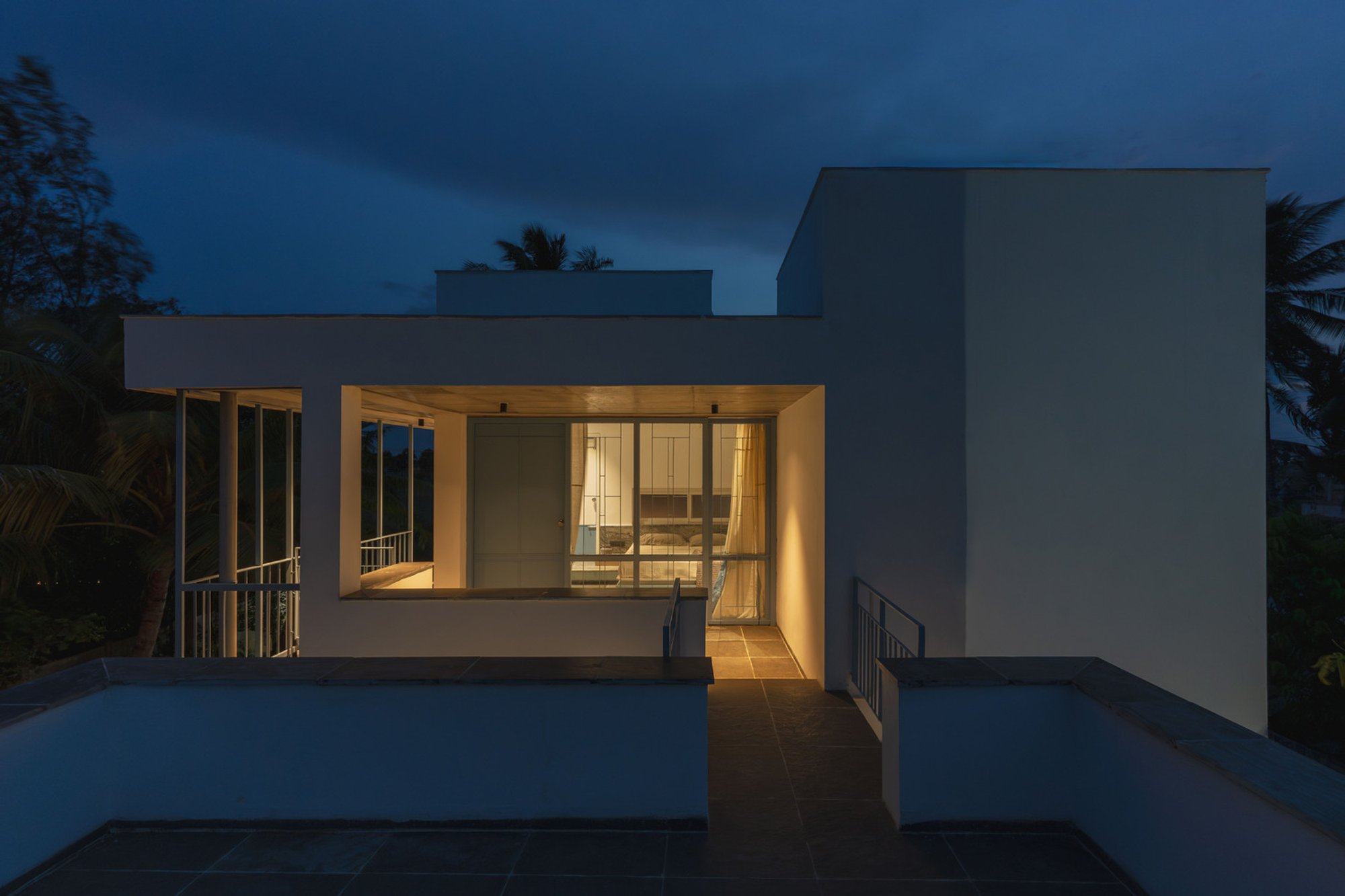 A Modern Take on Traditional Country House Design in Marudur