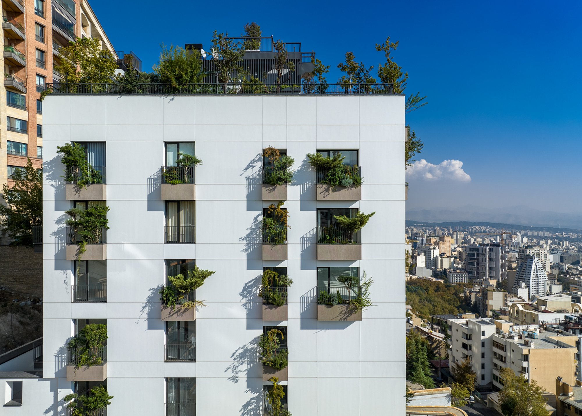 Green Architecture Residential Building in Tehran: A Sustainable Oasis in the Heart of the City