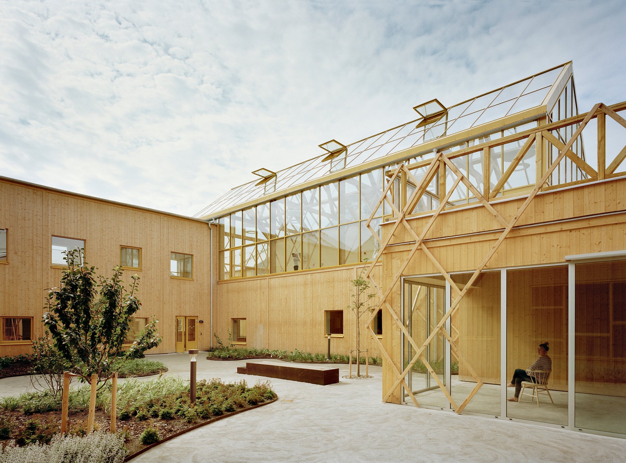 Sustainable Architecture Design for Care Homes: Enhancing Well-being through Green Spaces