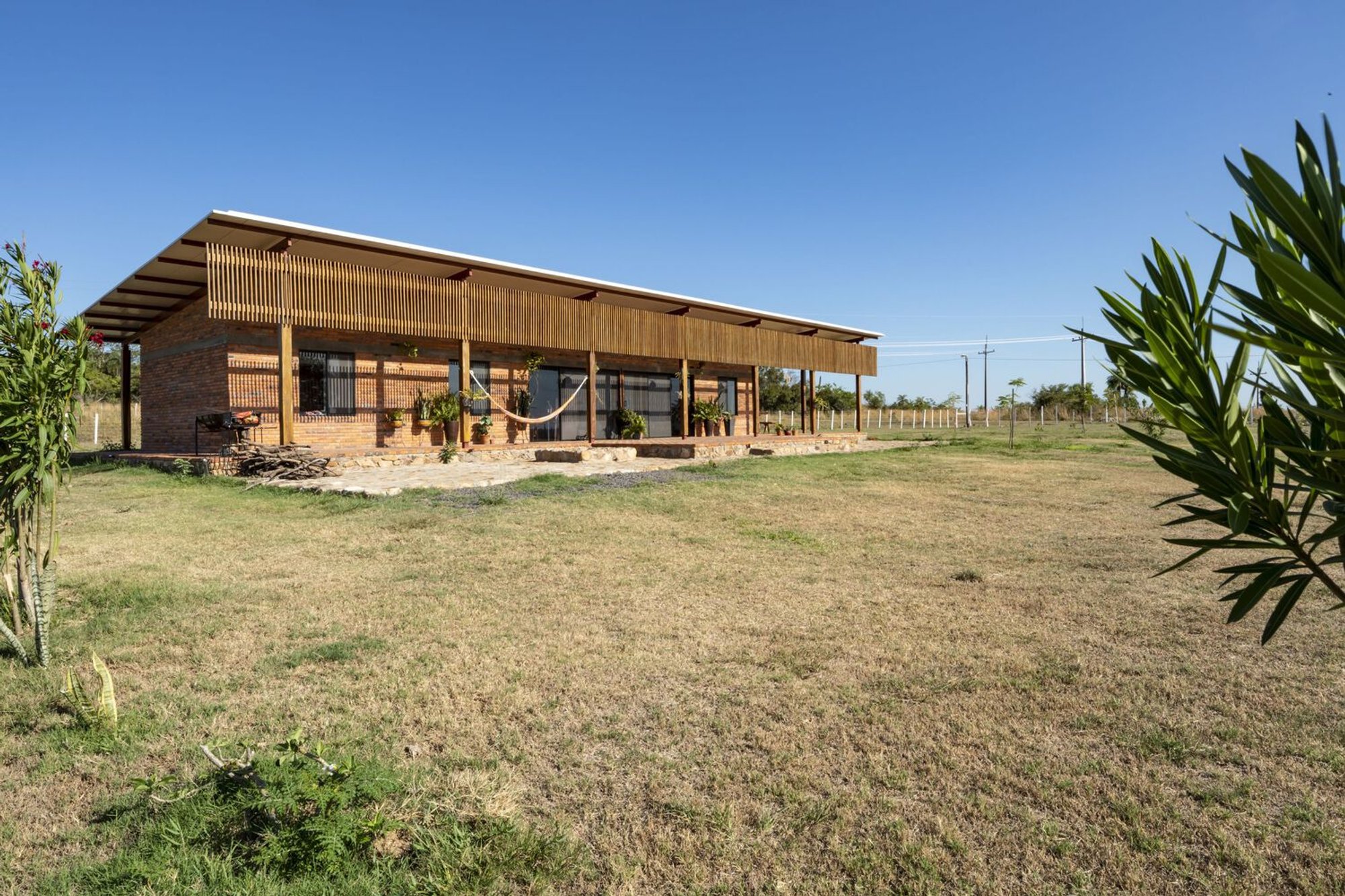 Sustainable Architecture in Paraguay: Lomas Verdes House by Kike Martinez and Marcos Martinez