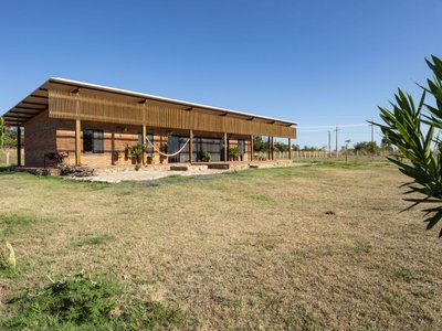 Sustainable Architecture in Paraguay: Lomas Verdes House by Kike Martinez and Marcos Martinez