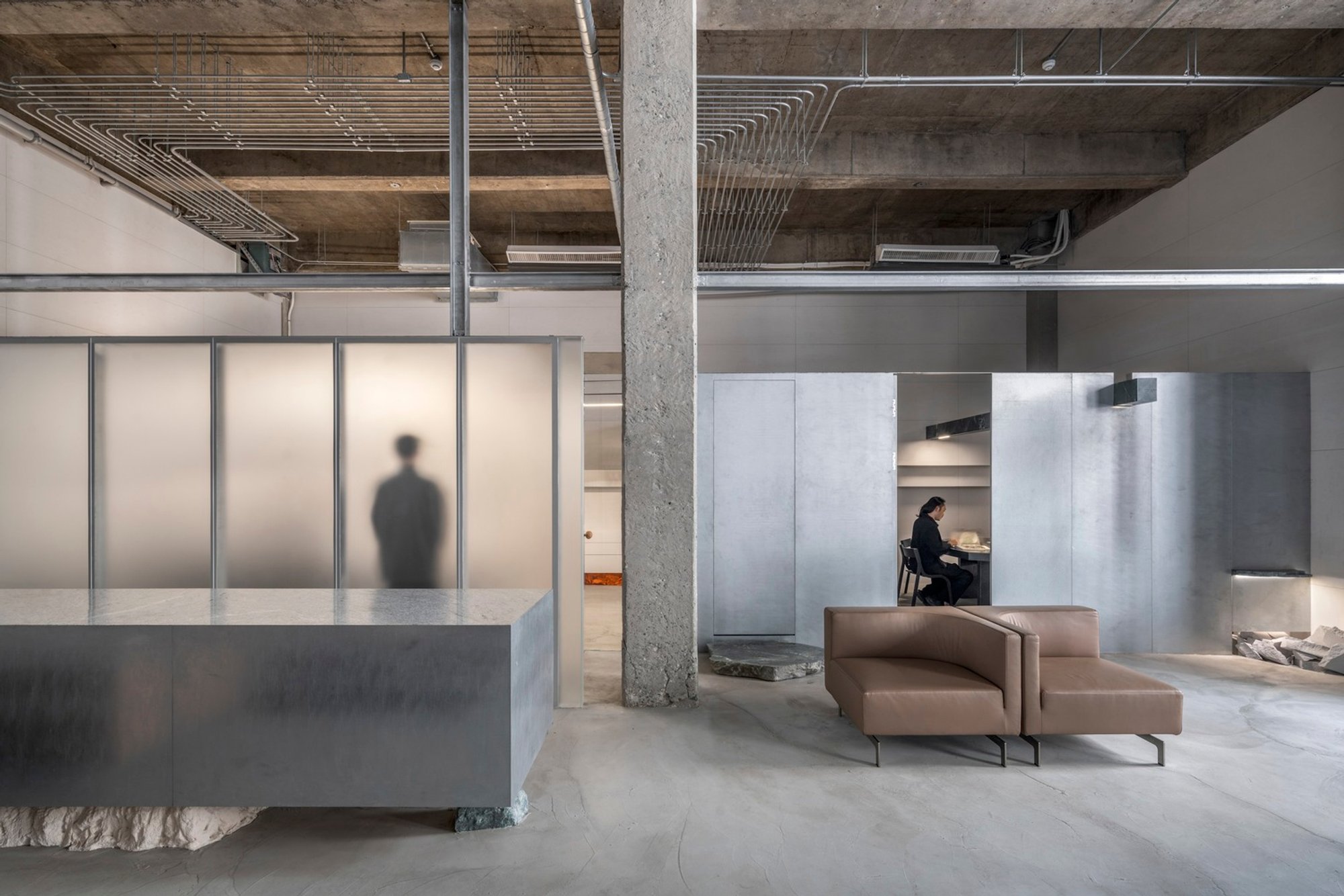 Warehouse Interior Design: The Transformation of Oskay Store by True Thing Design Studio