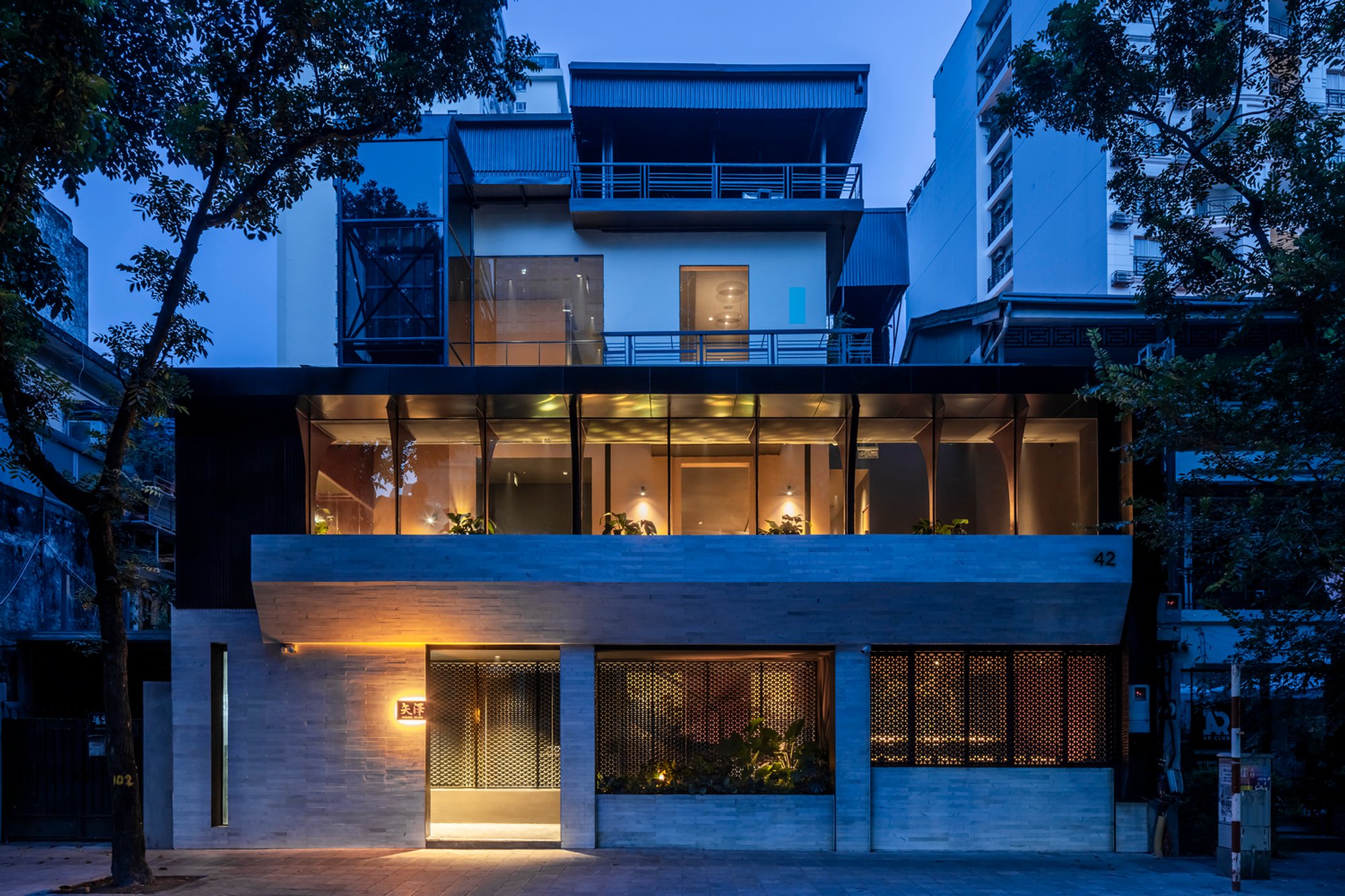 Yazawa Hanoi Restaurant Design: A Fusion of Tradition and Modernity in Architecture