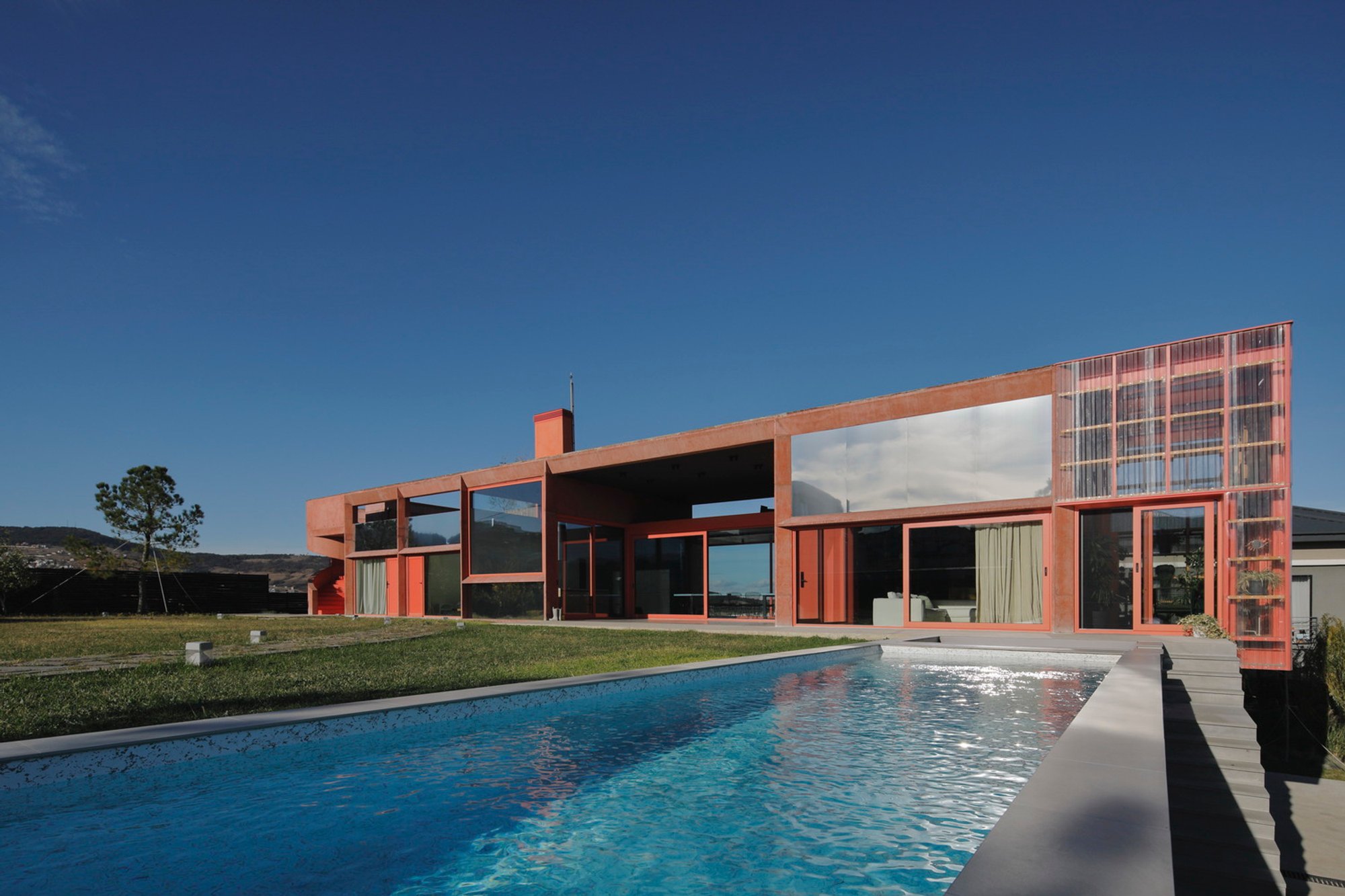 Pavilion House Design