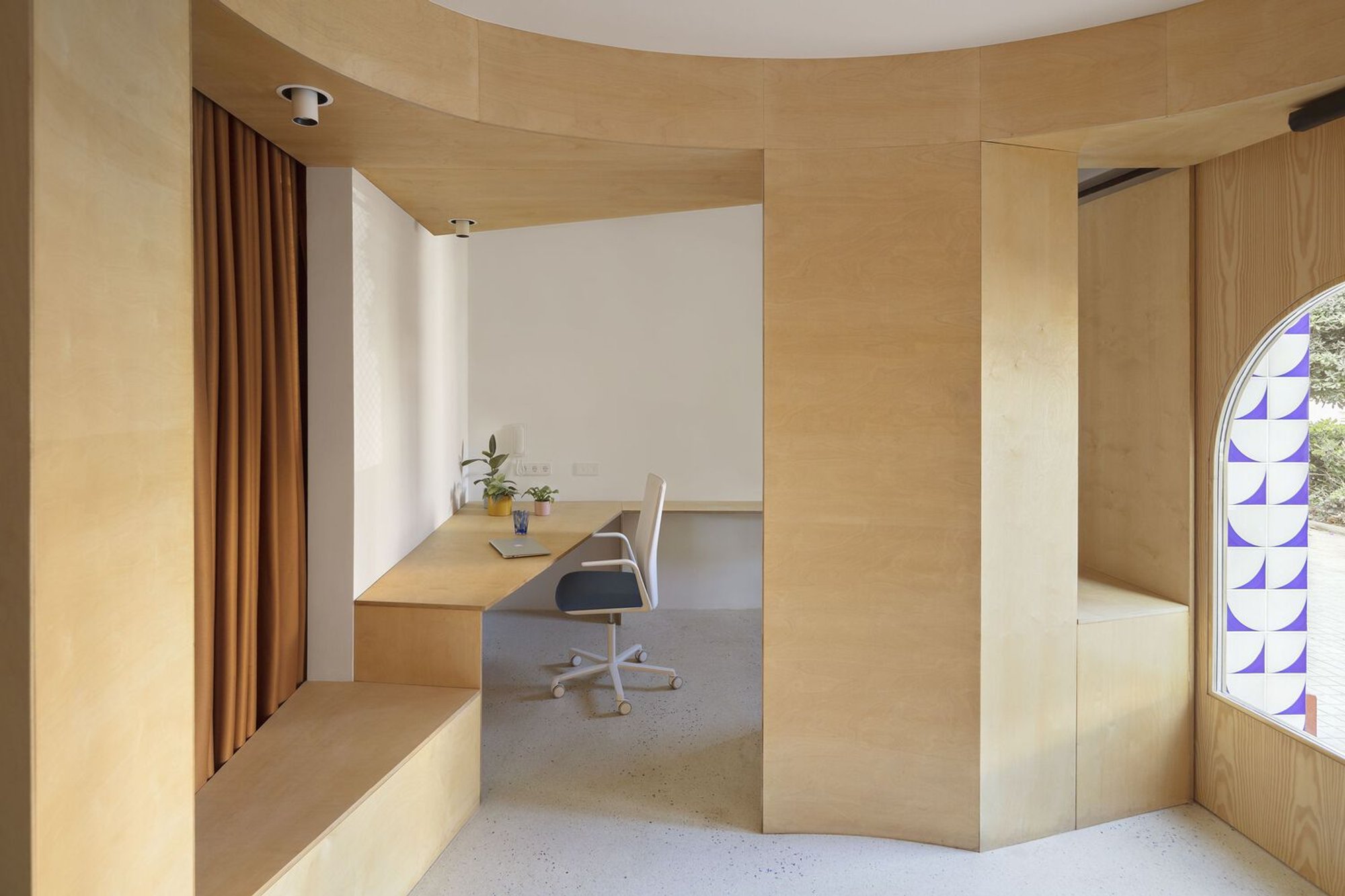 Exploring Neighborhood Equality Unit Architecture: A Case Study of the Torrefiel-Orriols Equality Unit in Valencia
