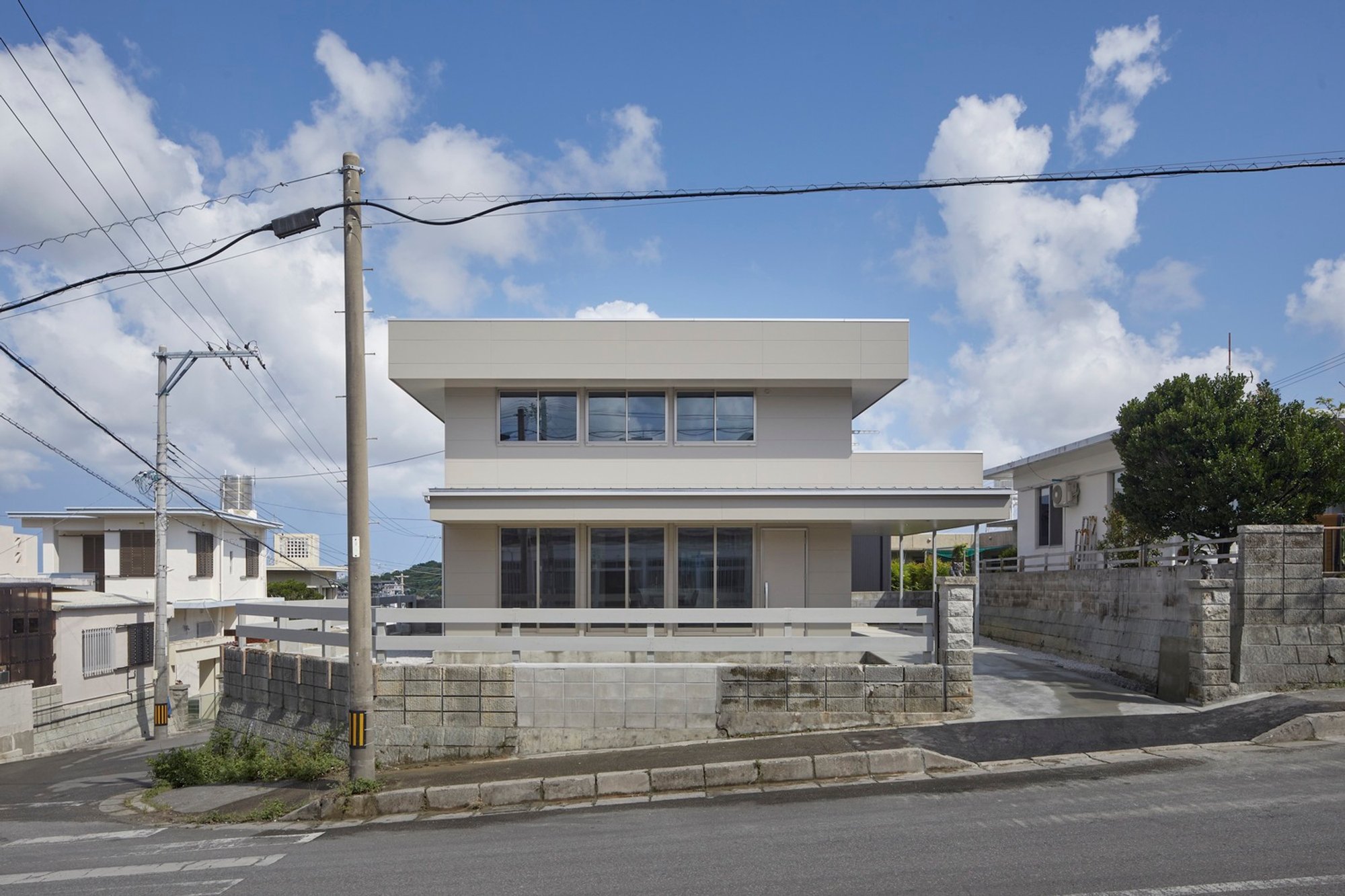 Modern Okinawan House Design: Blending Tradition and Innovation