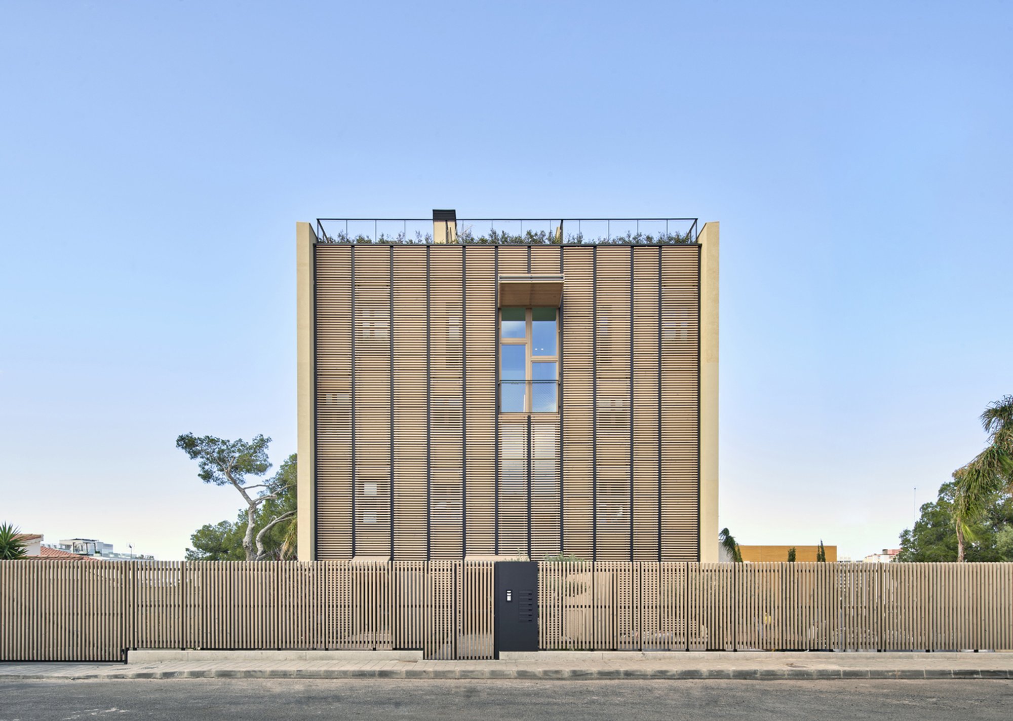 Sustainable Residential Architecture in Spain: The Paral·lel Building