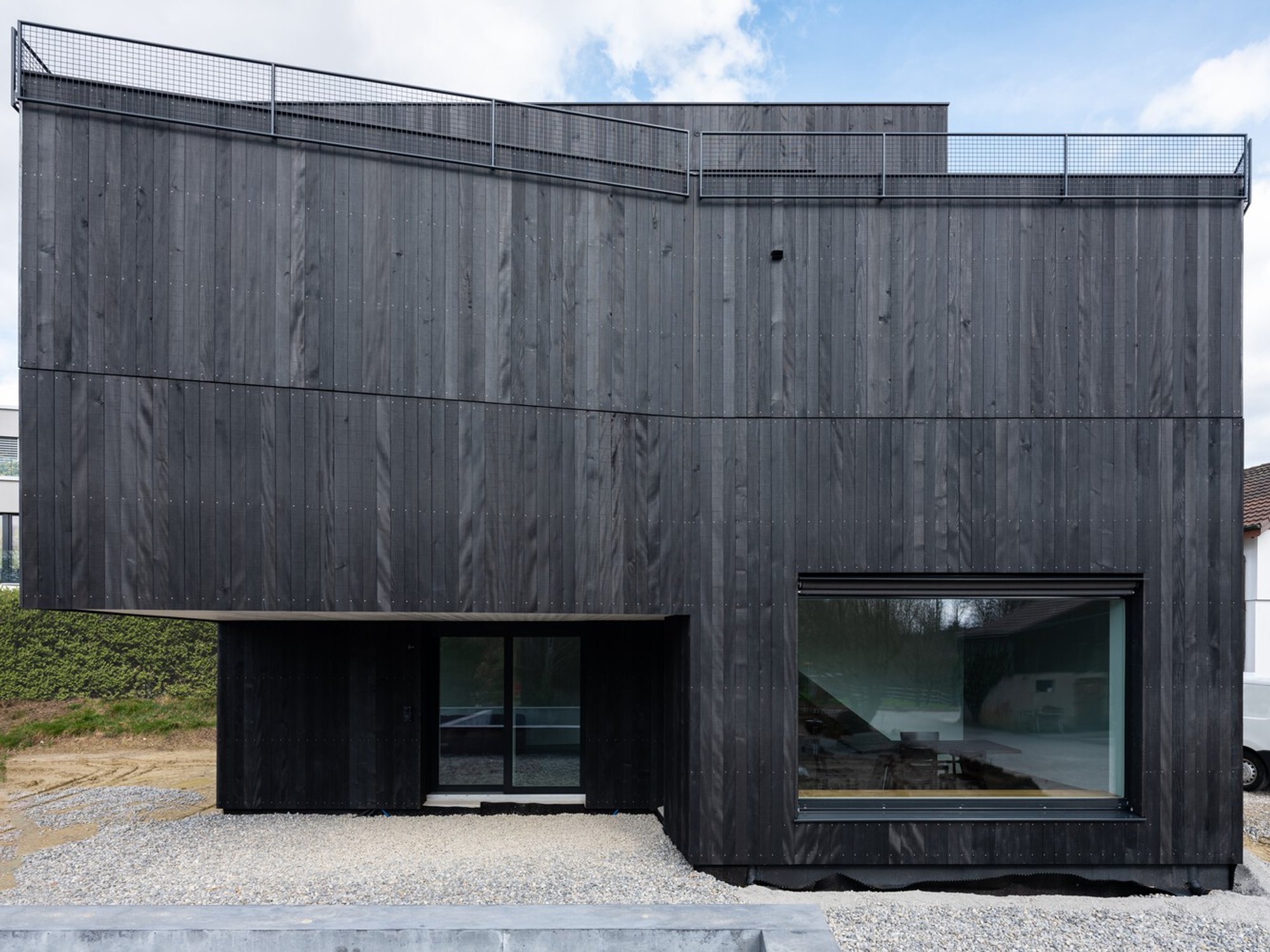 Modern Swiss Architecture: The Missing Rooms / MMXVI Project in Bellmund