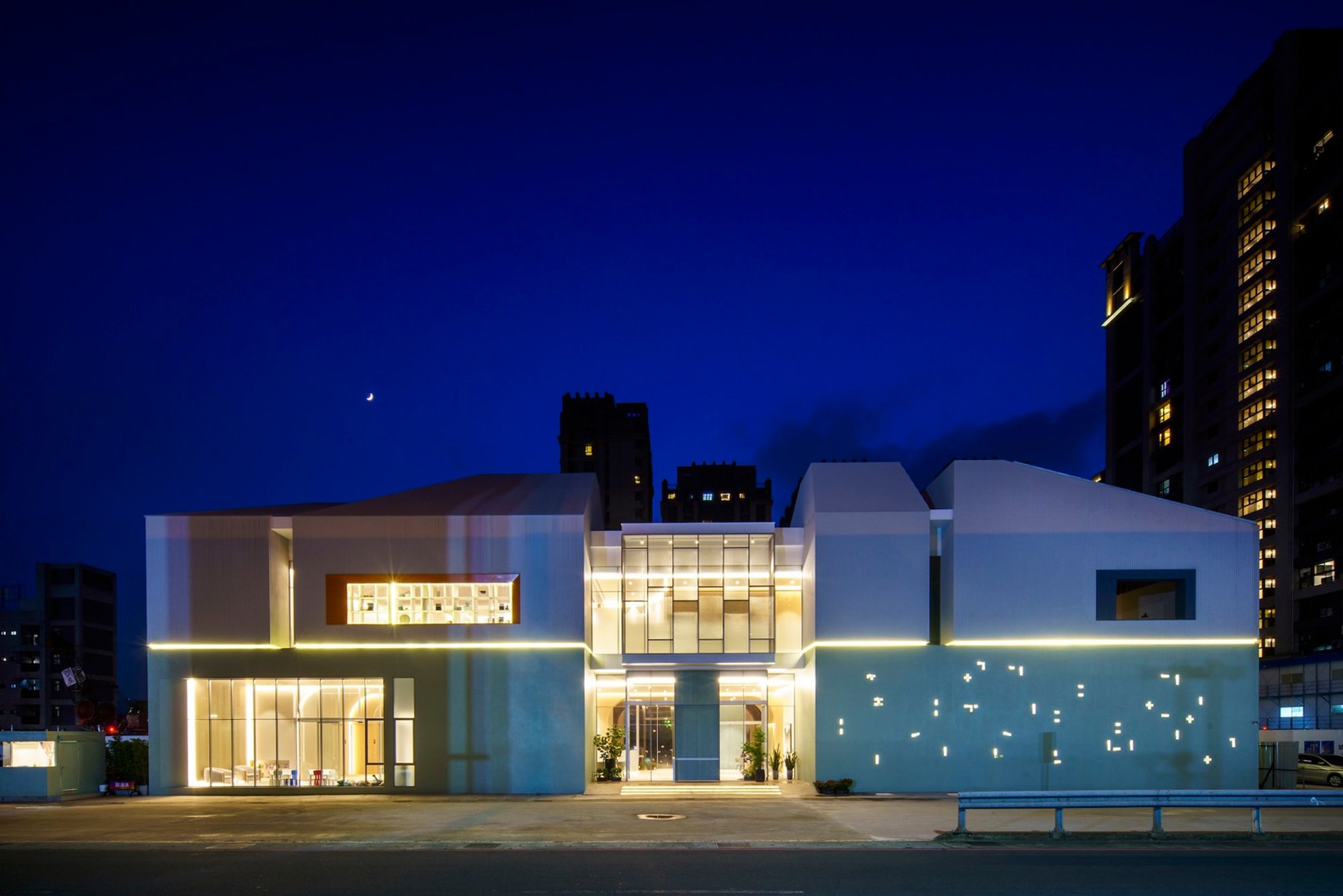 Sustainable Architectural Design: The Case of "Forest of Blocks" by UrbanCarve