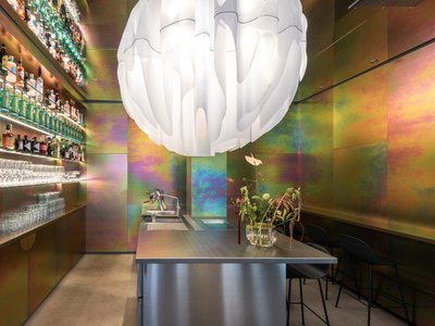 Parametric Design in Small Spaces: A Case Study of Cœur Tagesbar