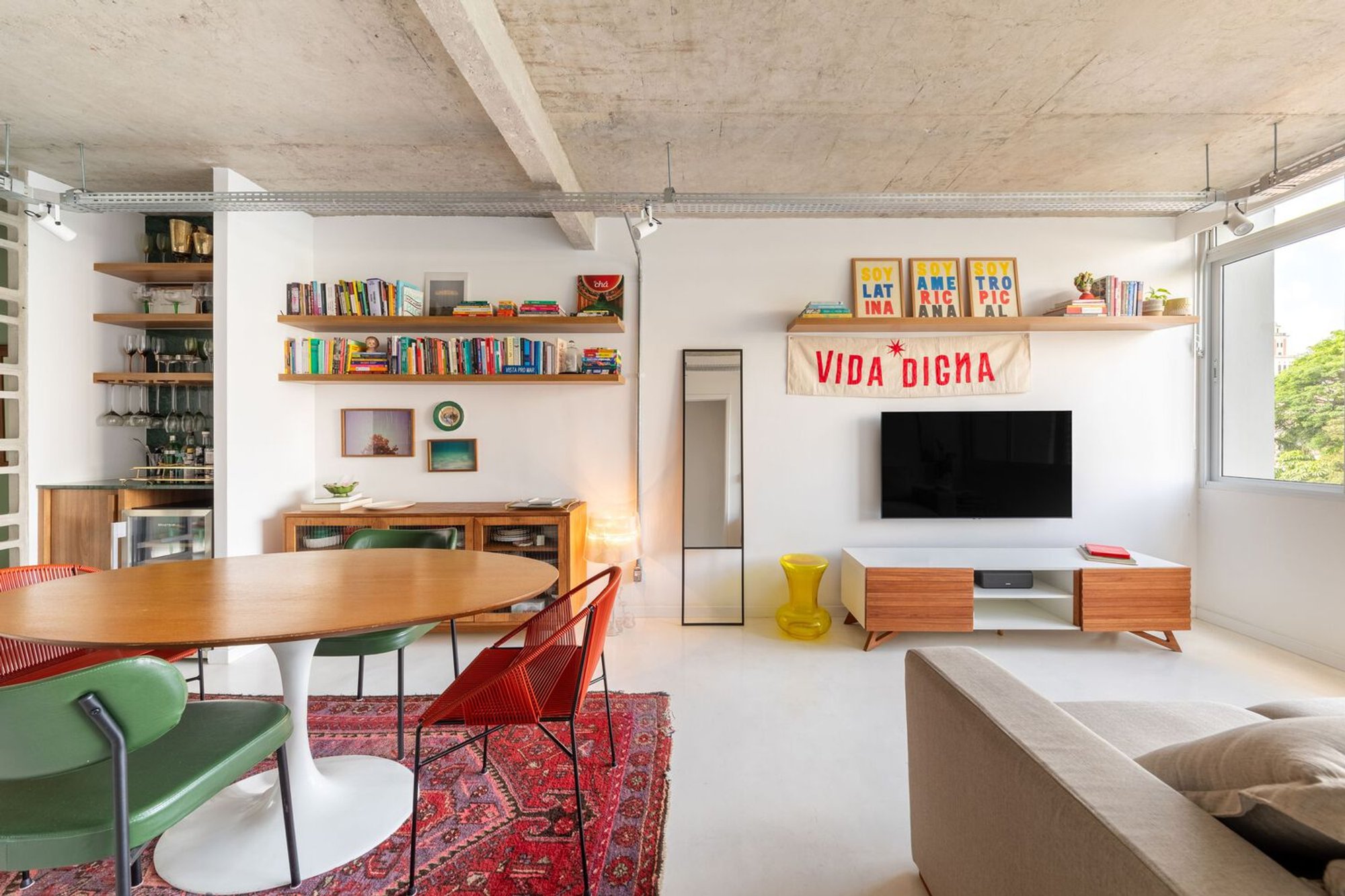 Contemporary Apartment Design: Francisco Leitão Apartment by André Ávila Arquitetura