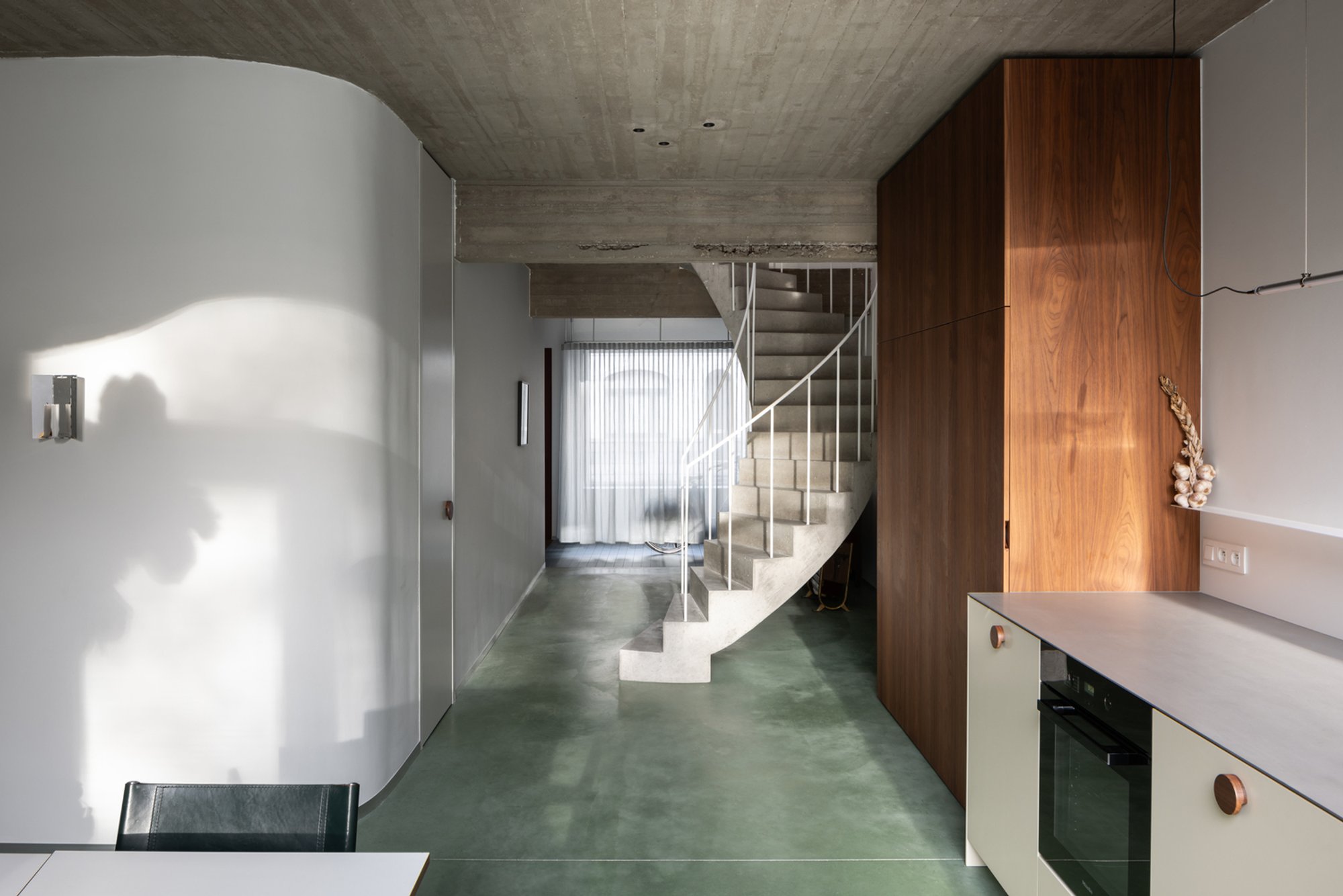 WELL House: A Modern Sustainable Home Renovation by memo architectuur