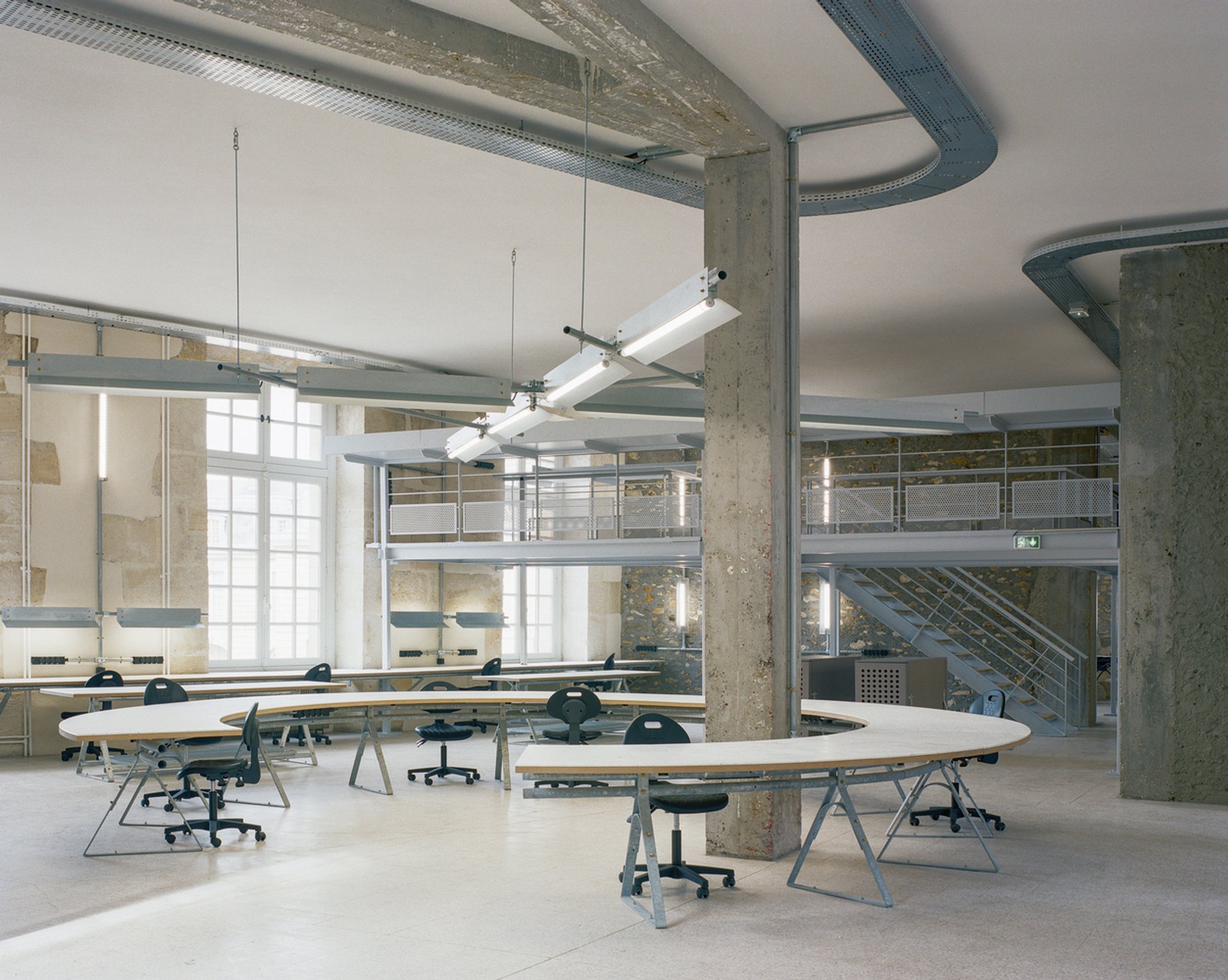 A Modern Renovation by Minuit Architectes