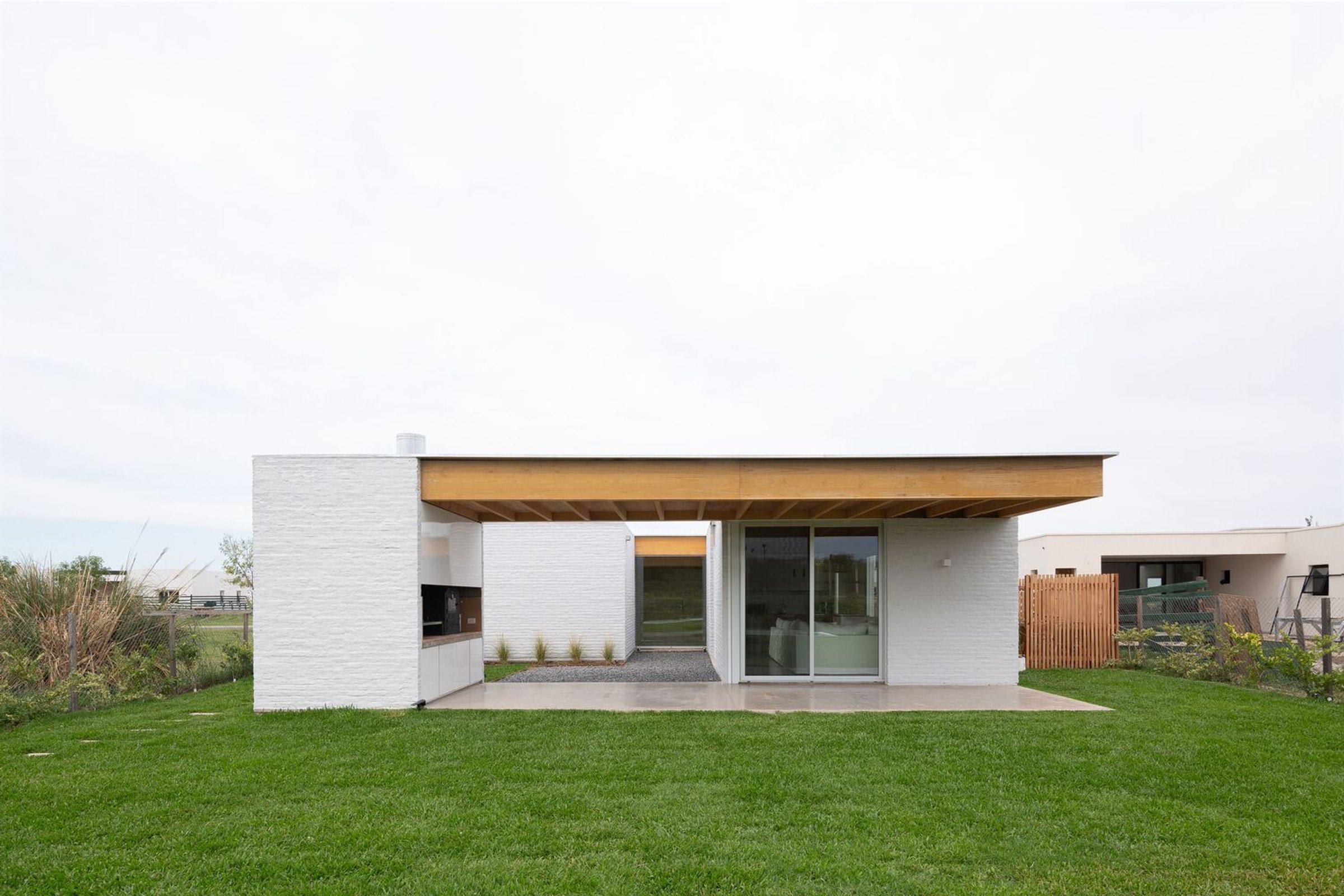 Modern Minimalist House Design: A Case Study of House in San Sebastián