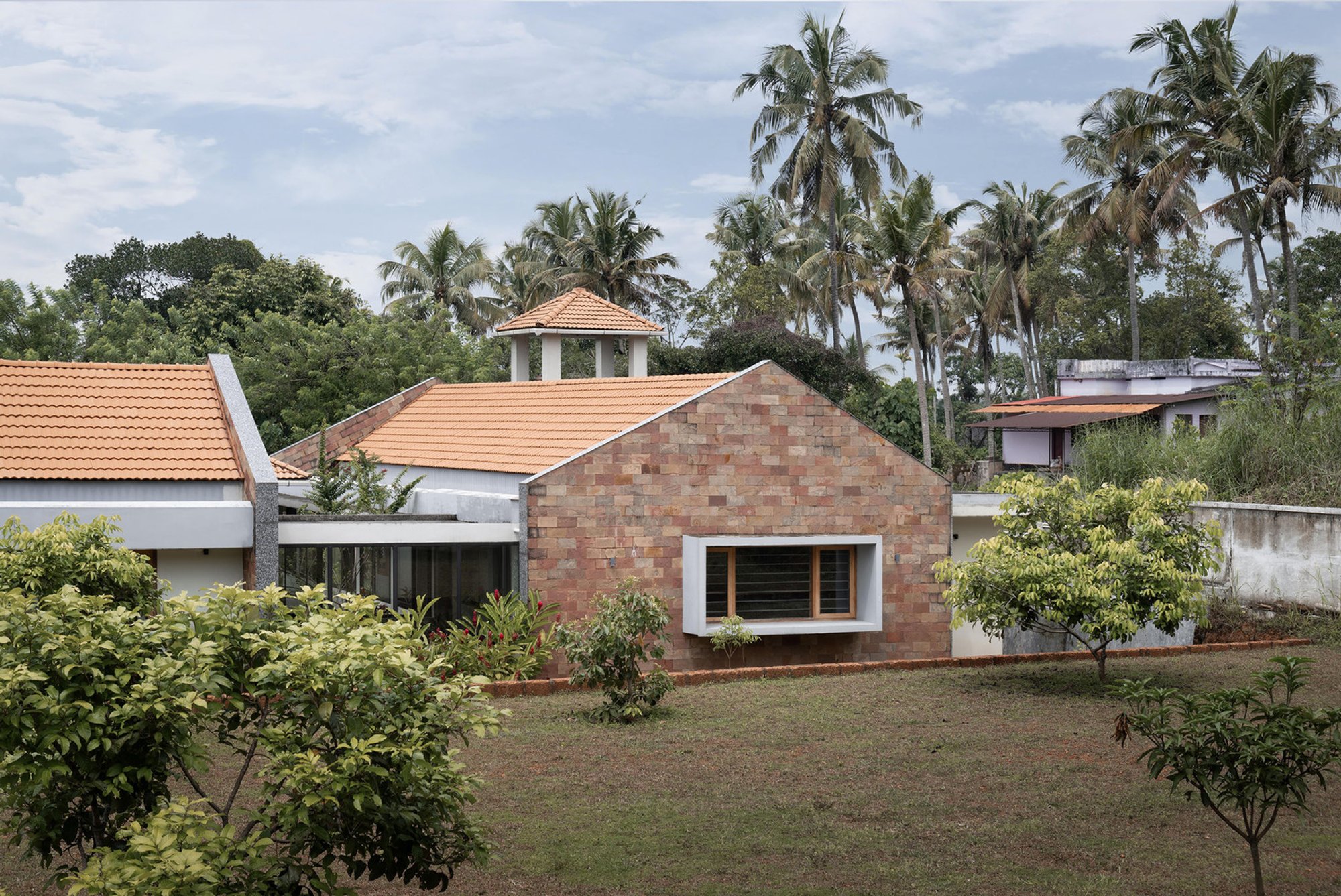 Discovering Kerala Architecture: The Mala House and Its Timeless Design