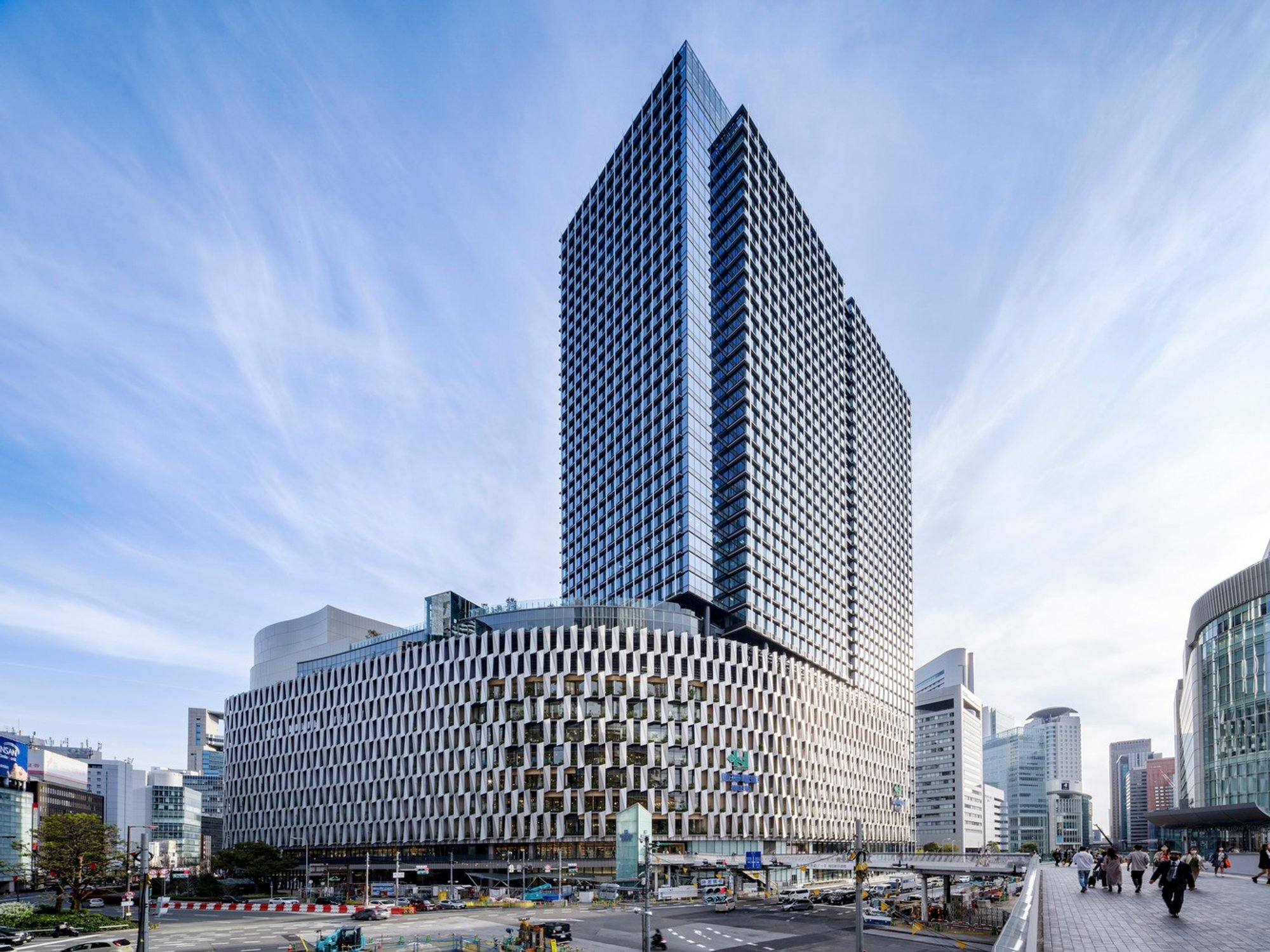 Urban Architecture Design: A Look at the Osaka Umeda Twin Towers South