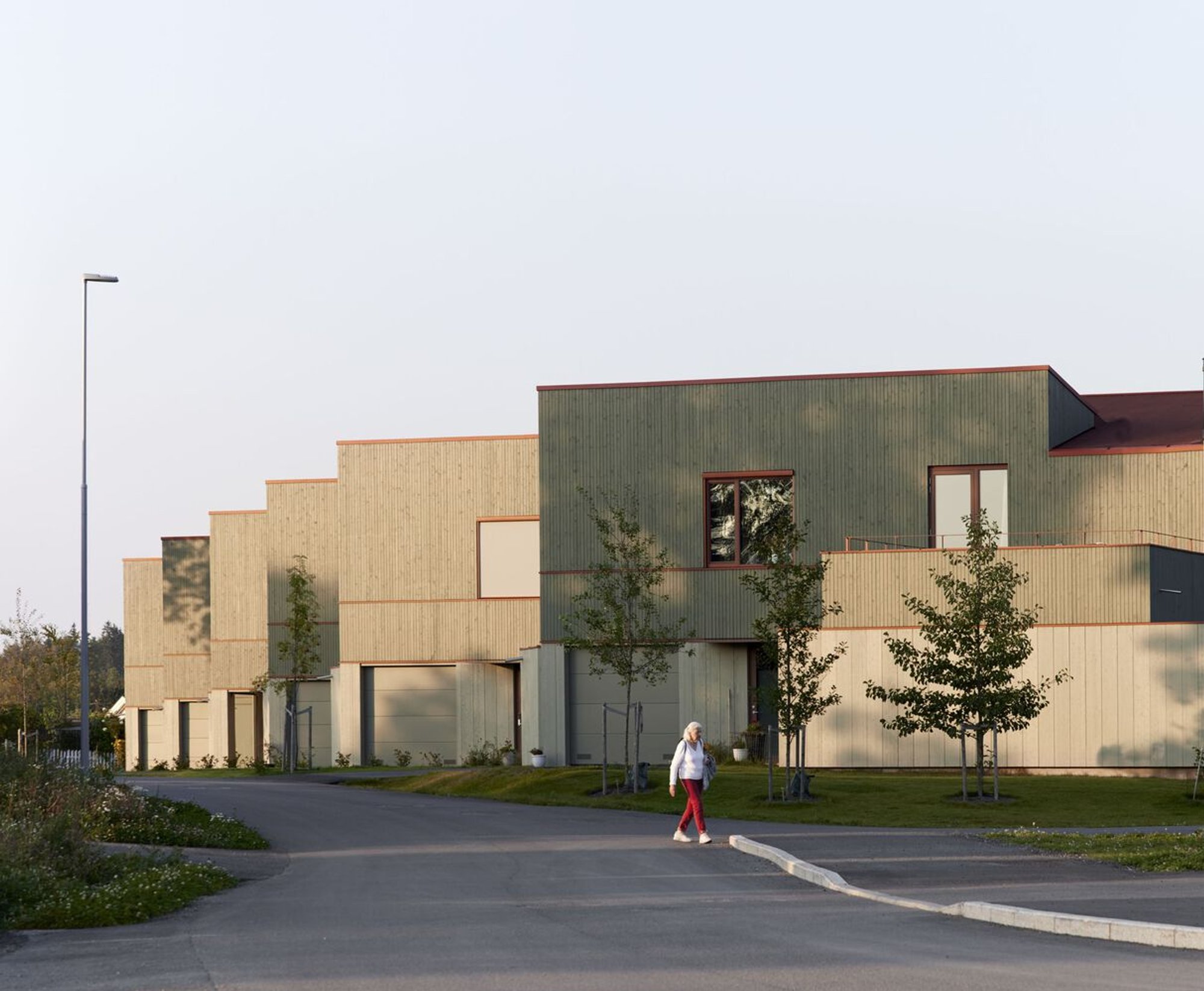 Solberg Hage Row Houses by R21 Arkitekter: A Modern Interpretation of Community Living