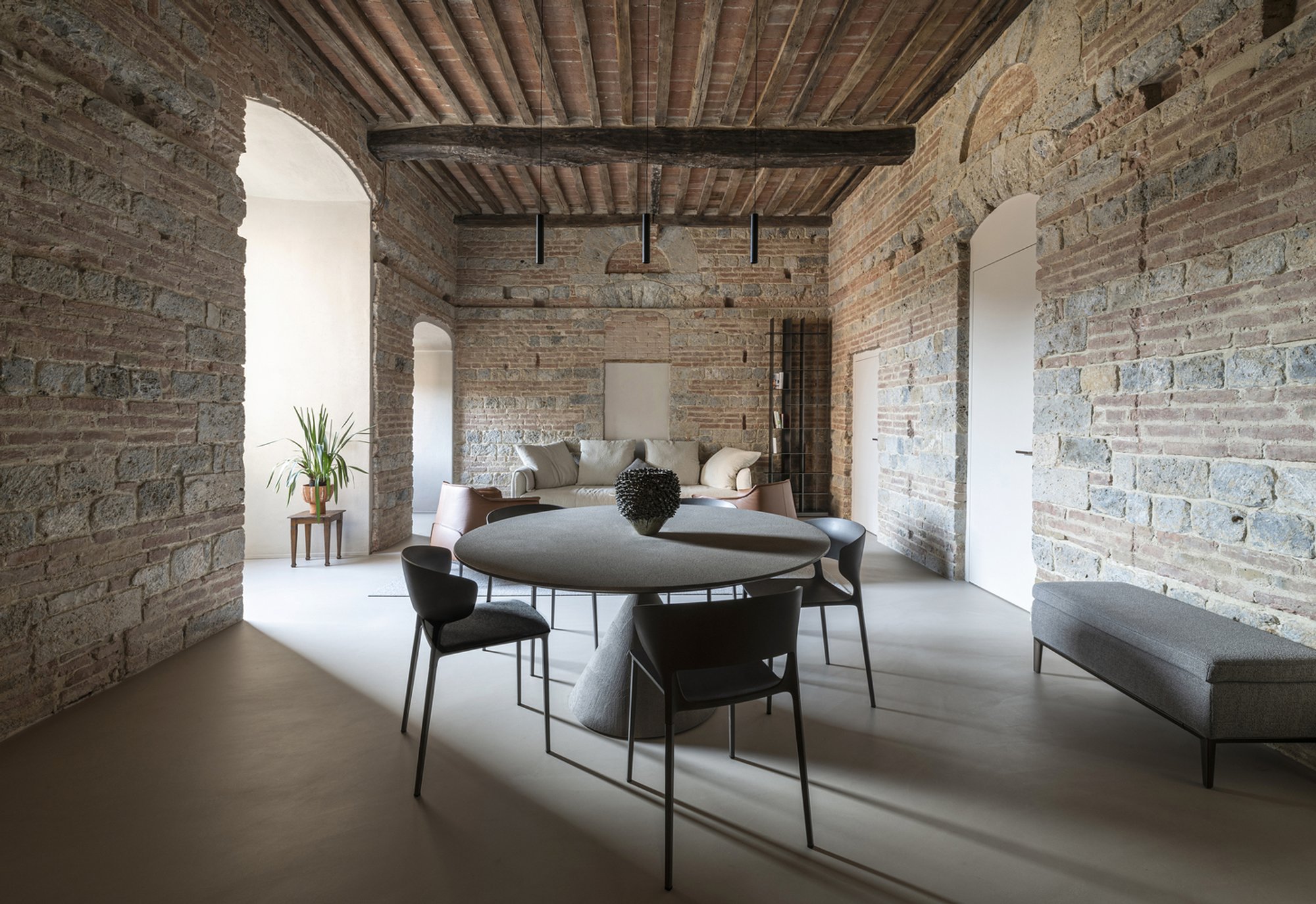 Apartment Restoration in a Medieval Tower: A Fusion of History and Modern Design