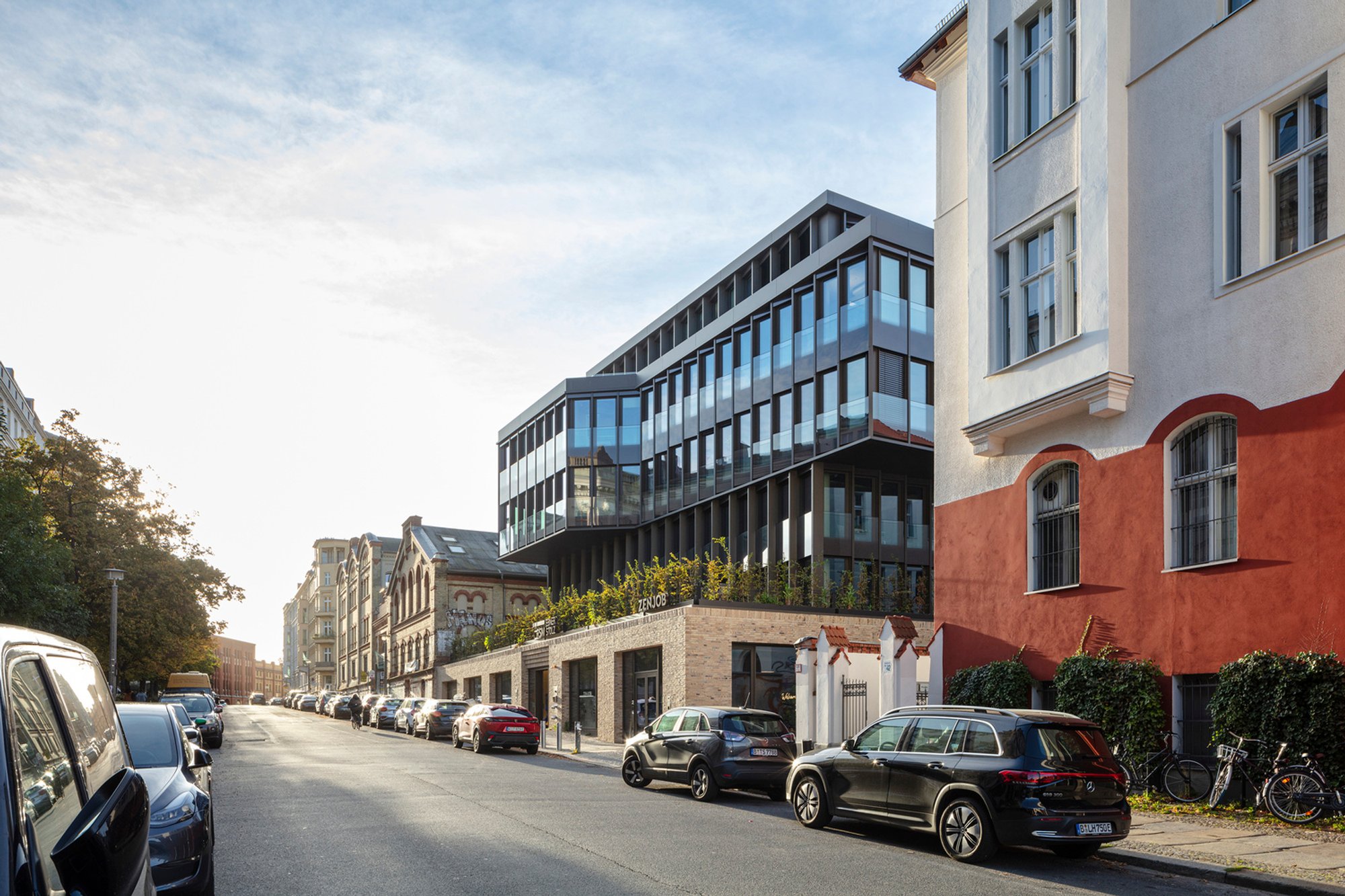 SAB Office Building by Sergei Tchoban: A Modern Masterpiece in Berlin Architecture