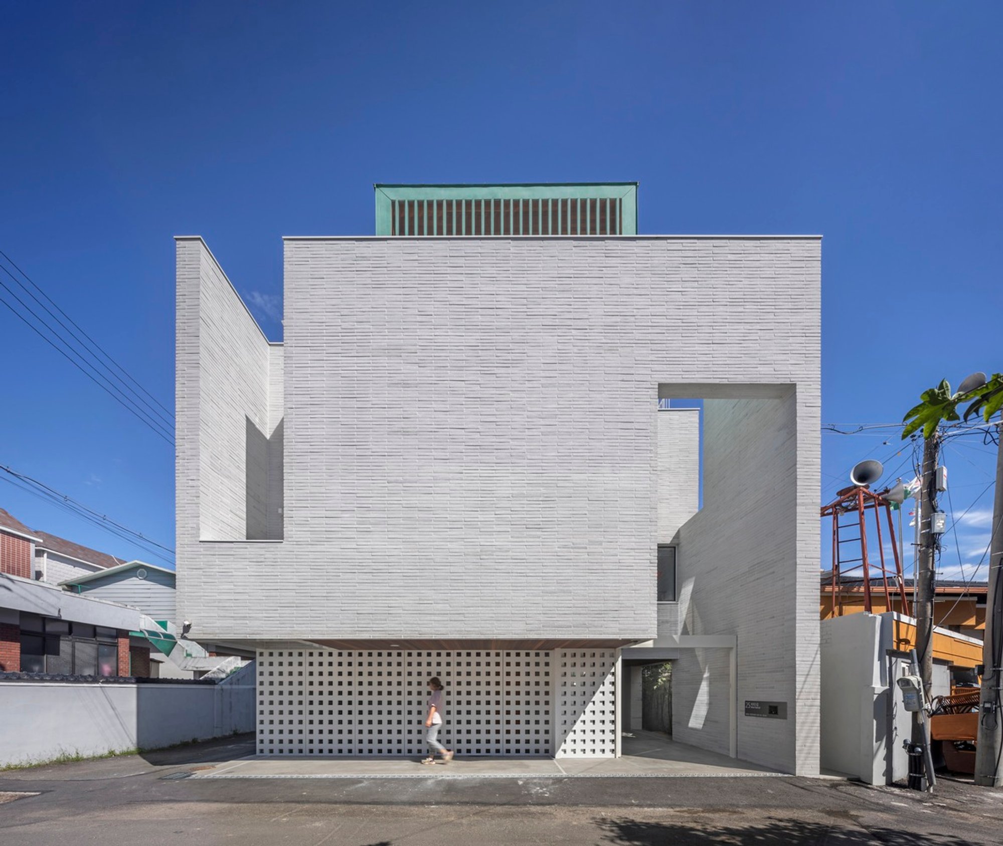 Yeongcheon House of Three Brothers: A Modern Family Home by Plan Architects Office