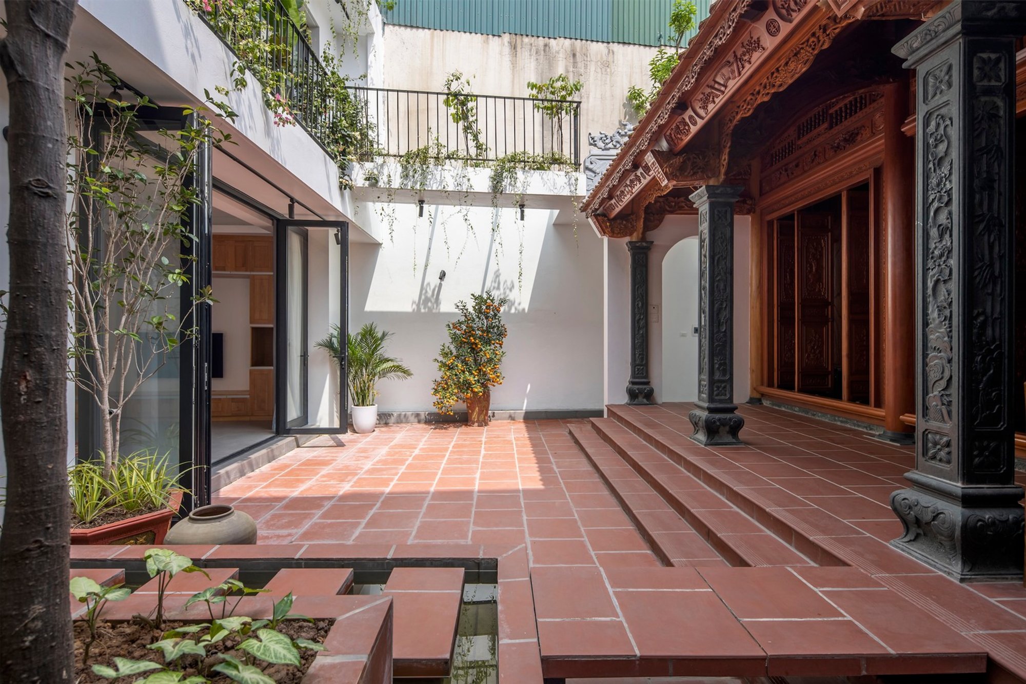 Phu Luong House: A Harmonious Blend of Tradition and Modernity