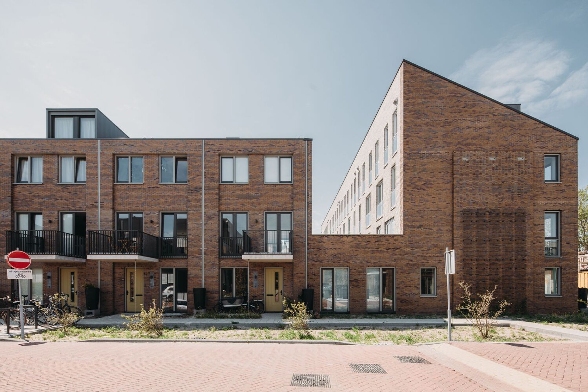 Slachthuisdistrict Haarlem Apartments: A Visionary Blend of History, Sustainability, and Urban Design