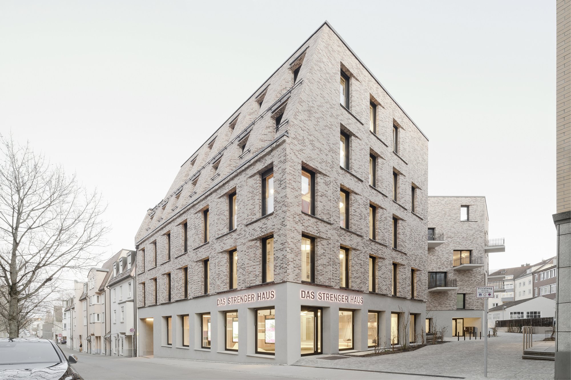 Mixed-Use Architecture Design: Residential and Office Development HLC Ludwigsburg
