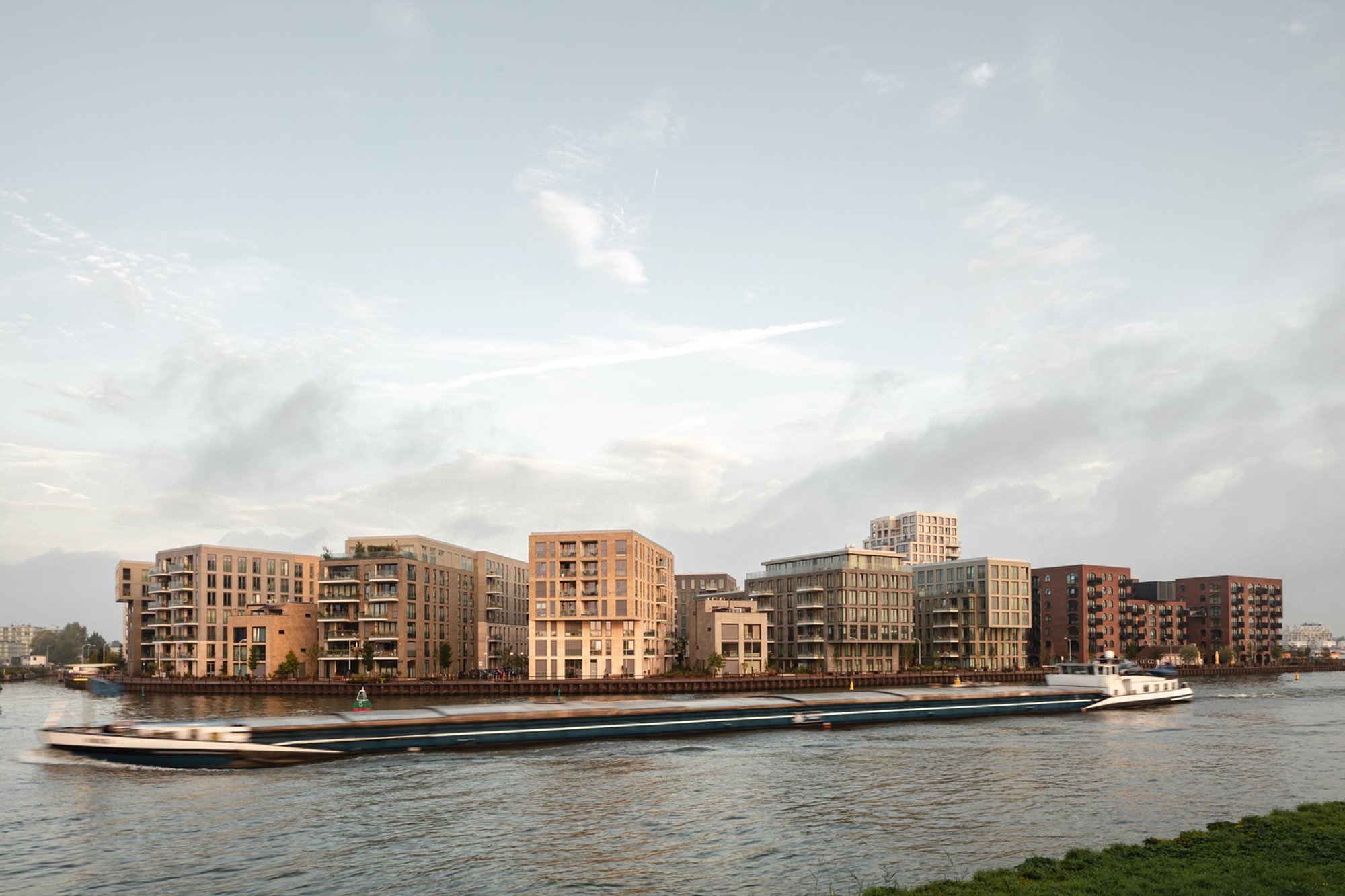 KCAP Stitches a New Neighborhood onto Amsterdam's Cruquius Island Waterfront