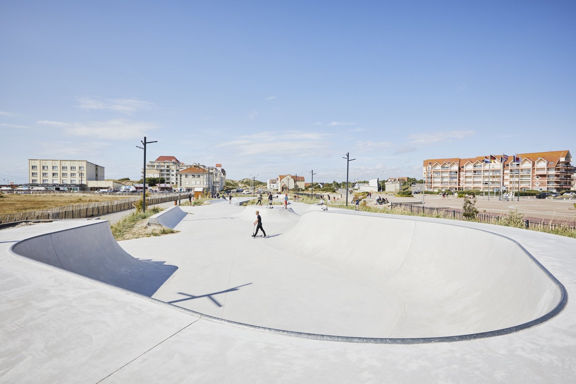 Espace Libre Carves a Concrete Skate Bowl into the French Coastline at Stella Plage