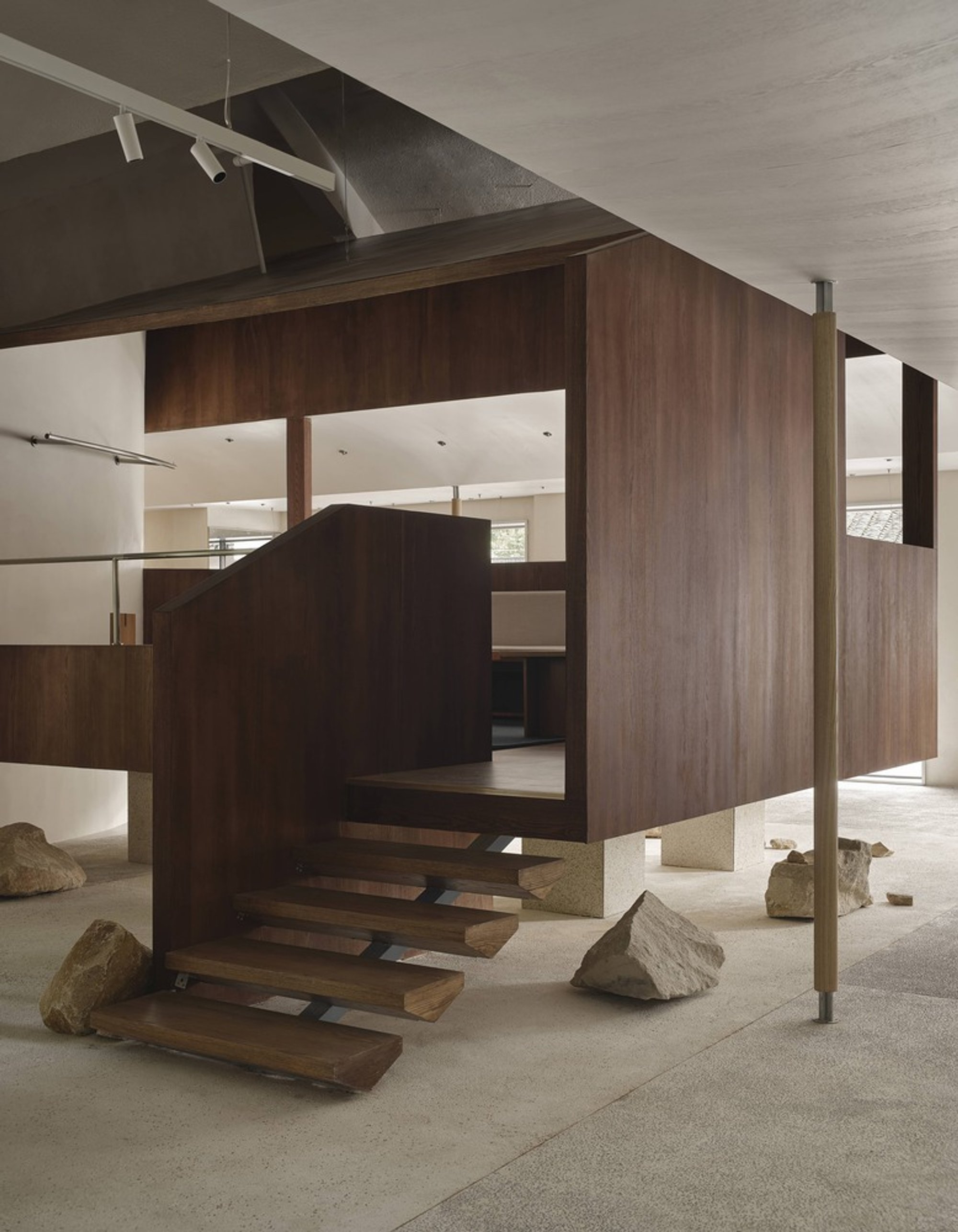Modum Atelier Folds a Garden Promenade into a Nanjing Boutique Hidden Inside a Qing Dynasty Block