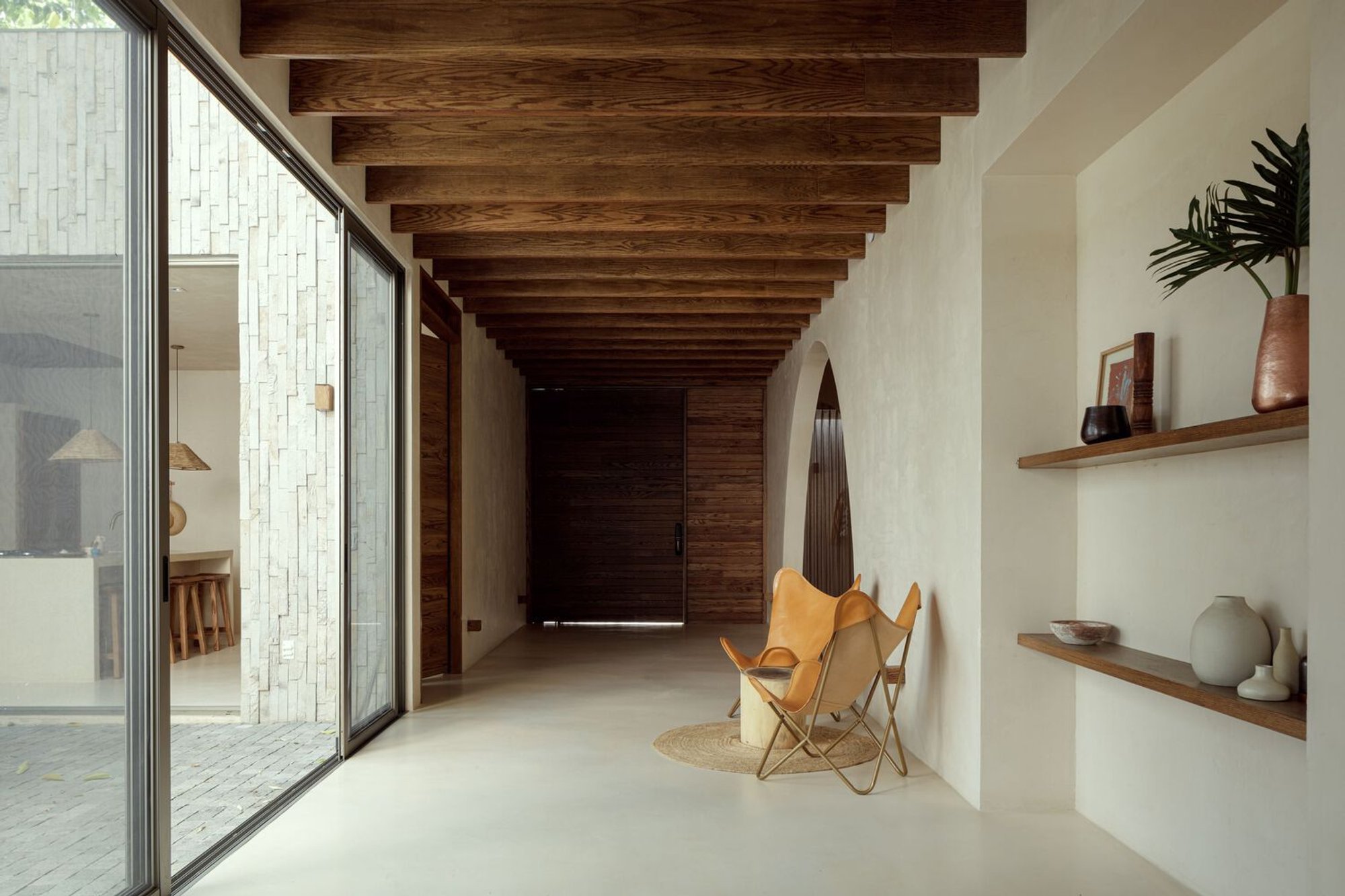 Mezcala House: A Harmonious Blend of Nature and Architecture by TAQ Arquitectura