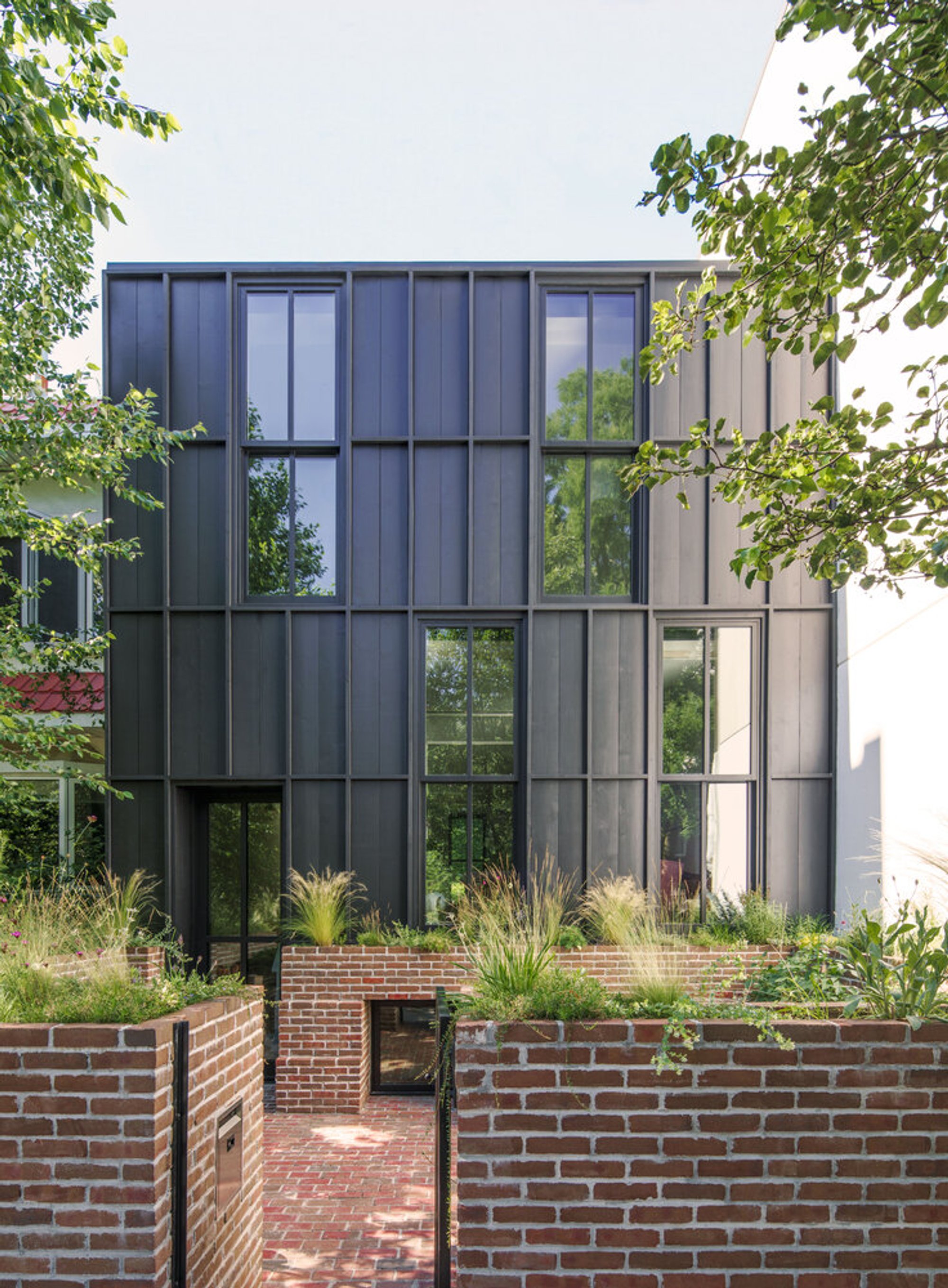 Abruzzo Bodziak Architects Weave Brick and Cedar into a Resilient Brooklyn Rowhouse