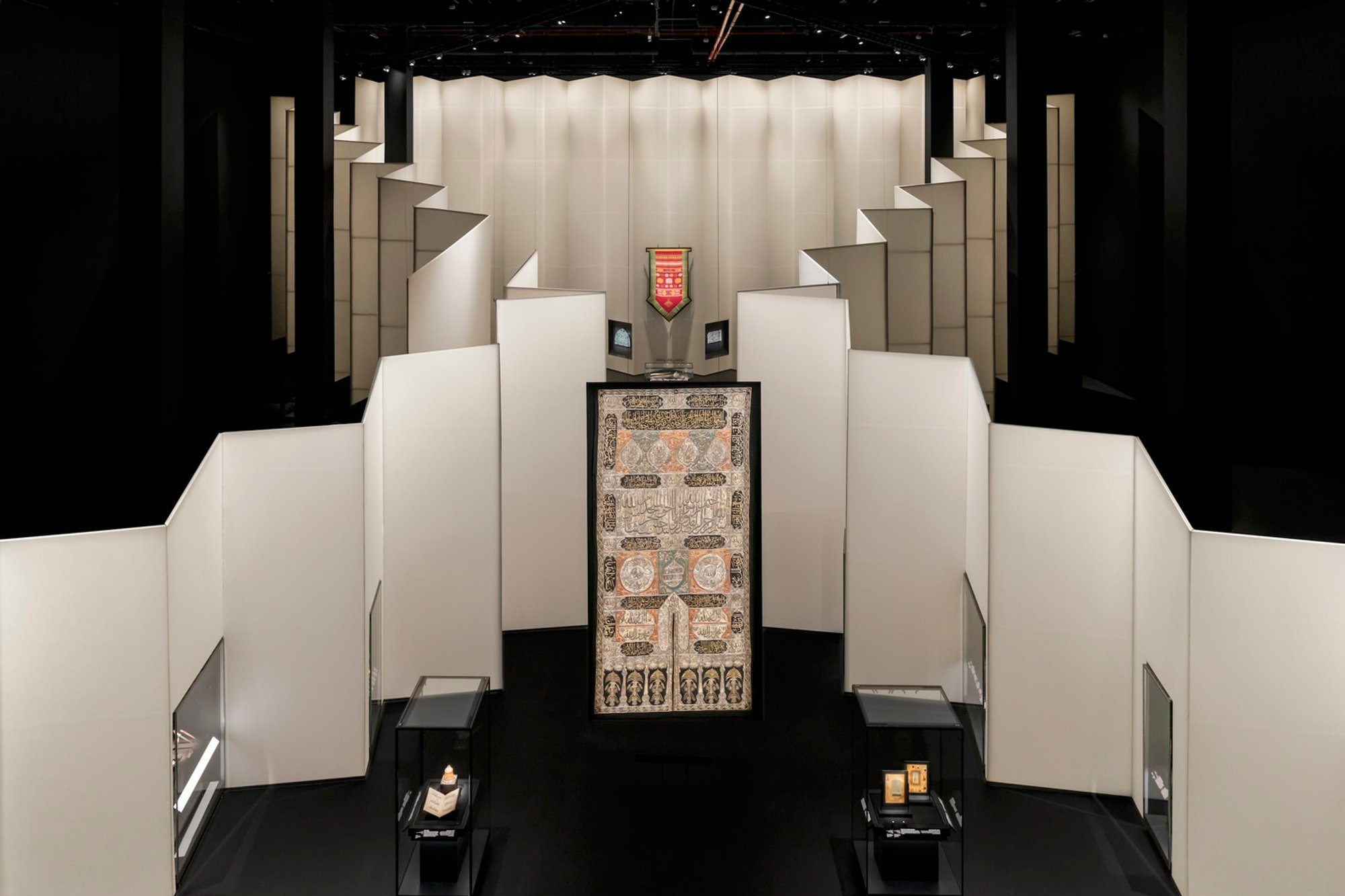 Exhibition Scenography in Architecture: OMA’s Design for the 2025 Islamic Arts Biennale