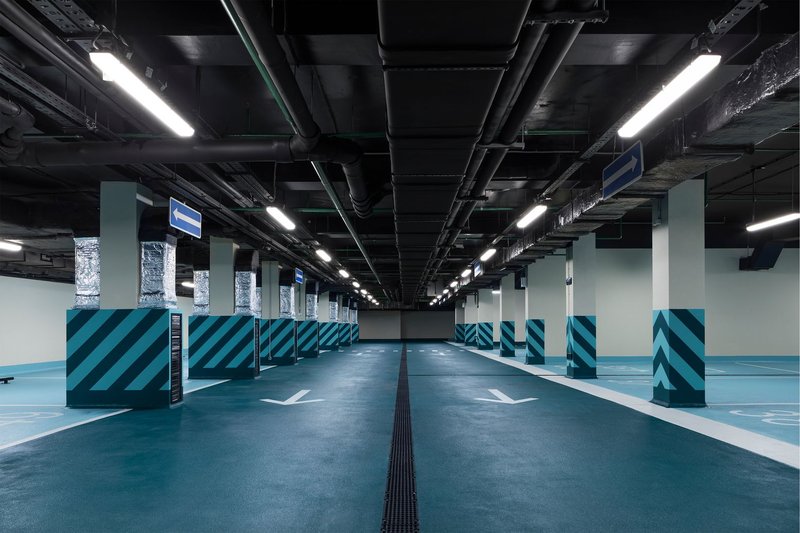 Innovative underground parking at Reef Residence Sochi: A fusion of smart design, efficiency, and seamless urban mobility solutions.