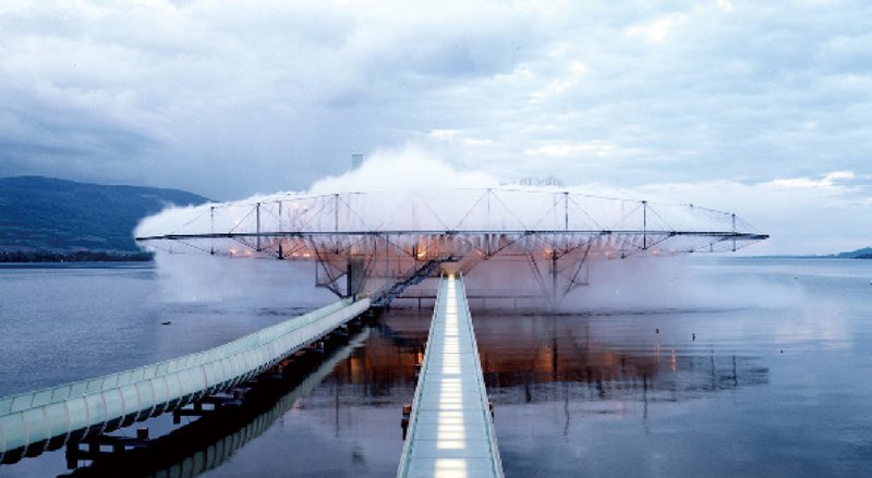 Fog Pavilion – A sensory architectural installation merging space, light, and environment.