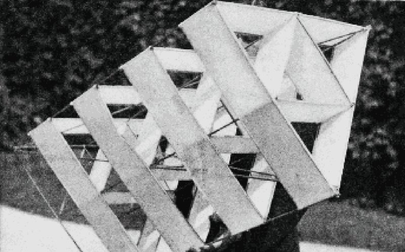 Geometric Kite Prototype – Early experimental forms shaping future aerial structures.