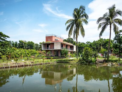 Noshu Molla’s House by RIVERINE Architecture: A Harmonious Blend of Tradition and Modernity