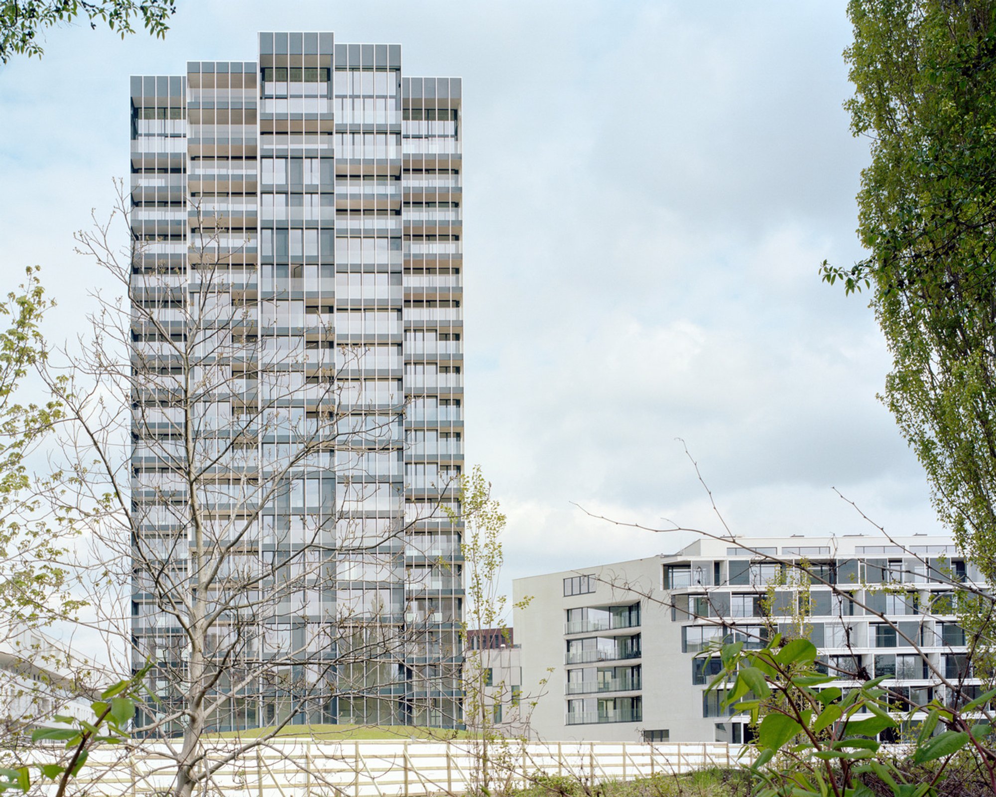 Tweewater Housing by XDGA – A Landmark Residential Development in Leuven