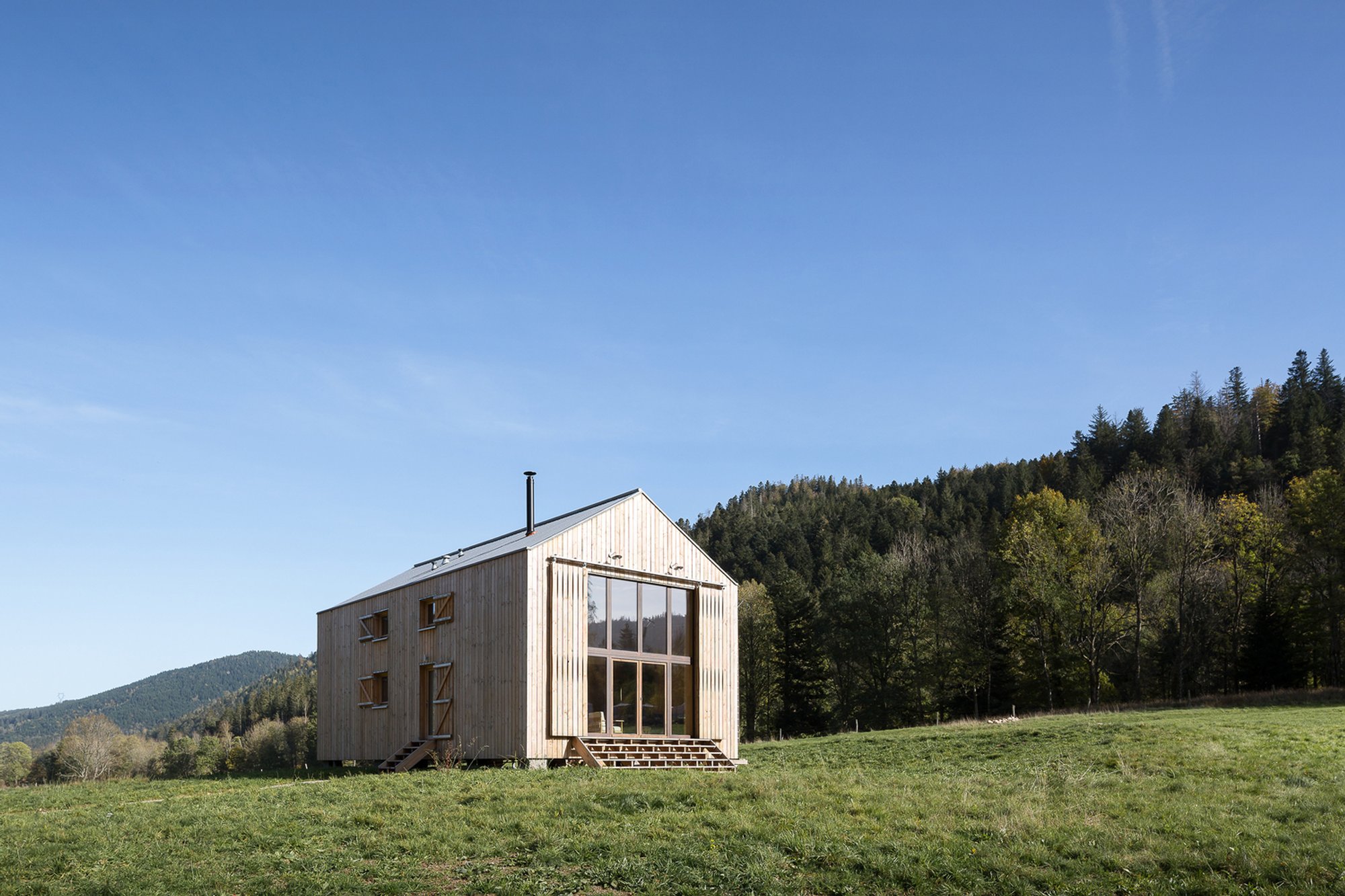 Ban-sur-Meurthe House by Studiolada: A Sustainable Timber Retreat in France
