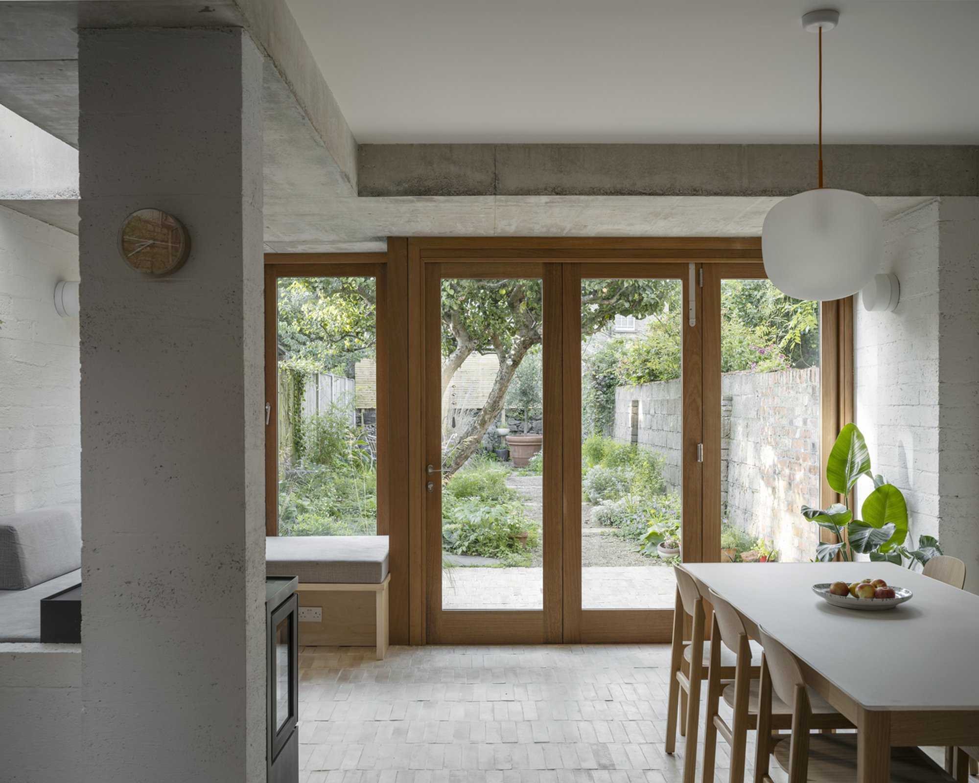 Scullion Architects and Johan Dehlin Open a Dark Dublin Terrace to Its Own Garden