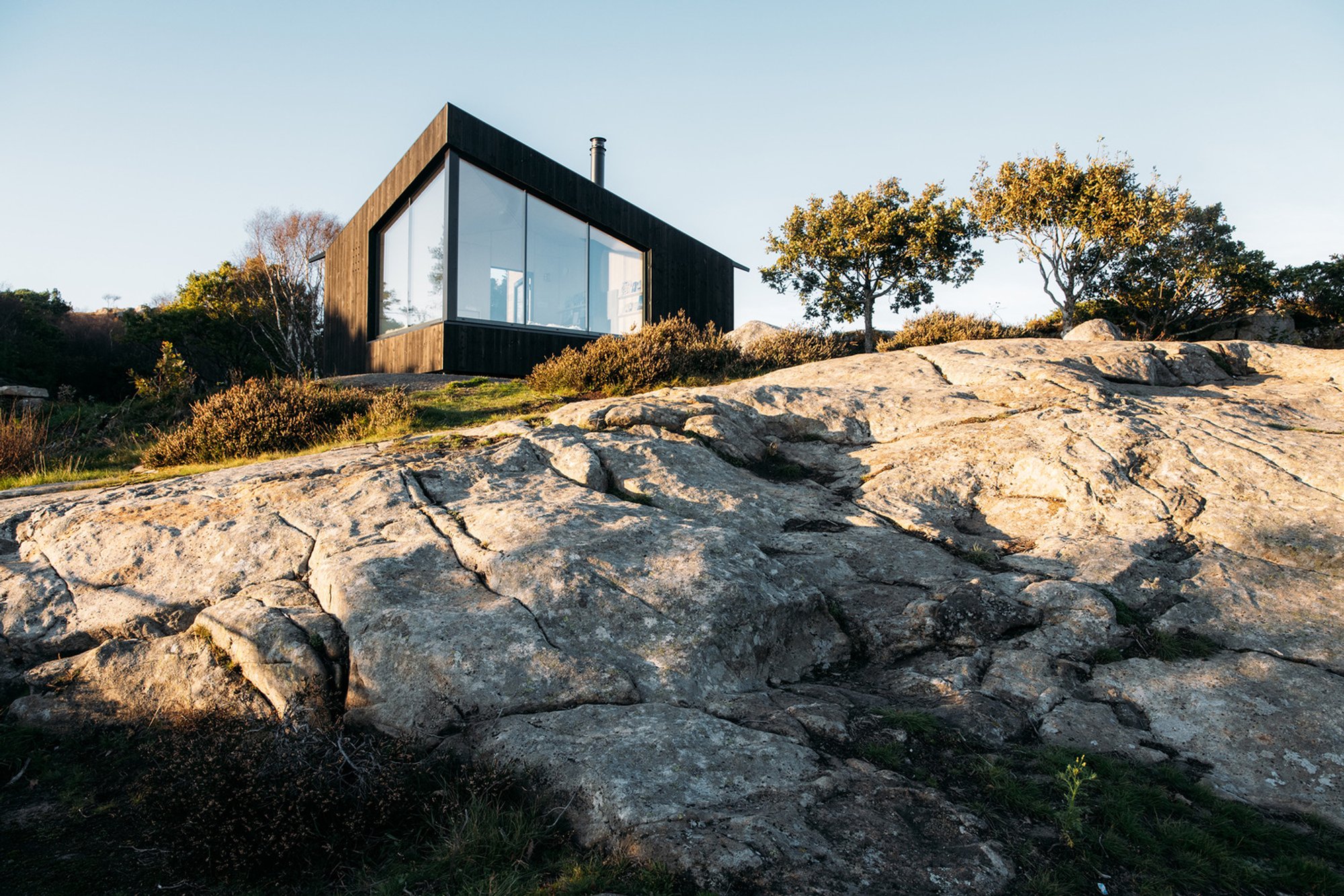 Agder Day-Trip Cabins: A Sustainable Retreat in Nature