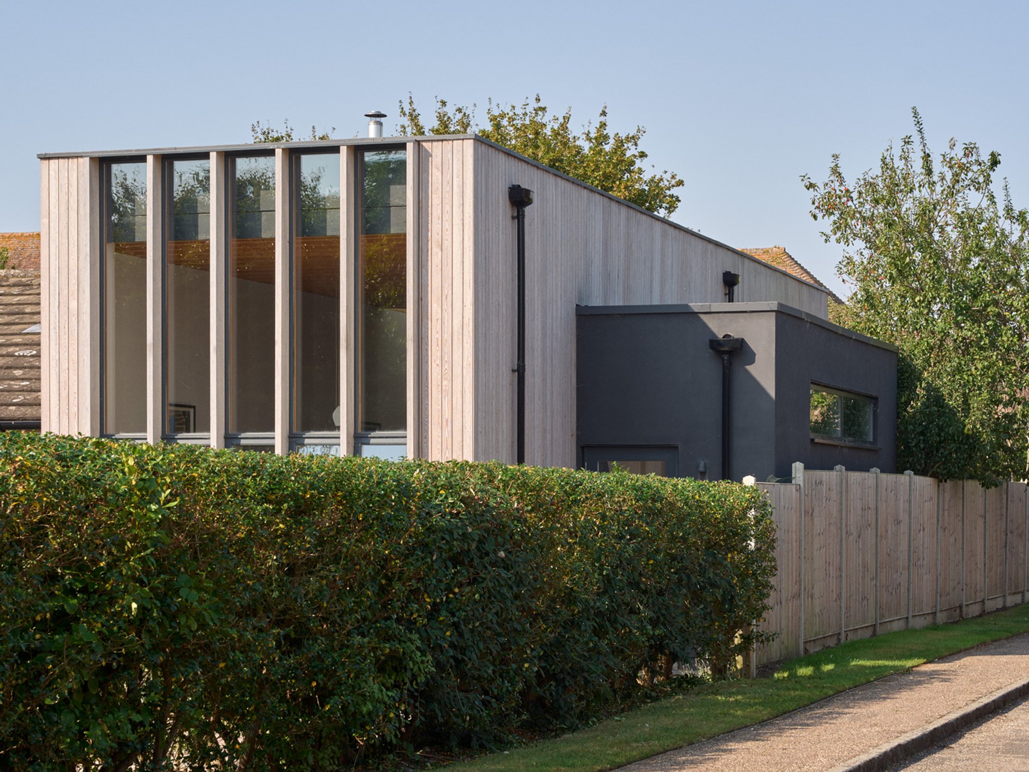 Stones Throw Residence: A Masterpiece of Sustainable Home Renovation