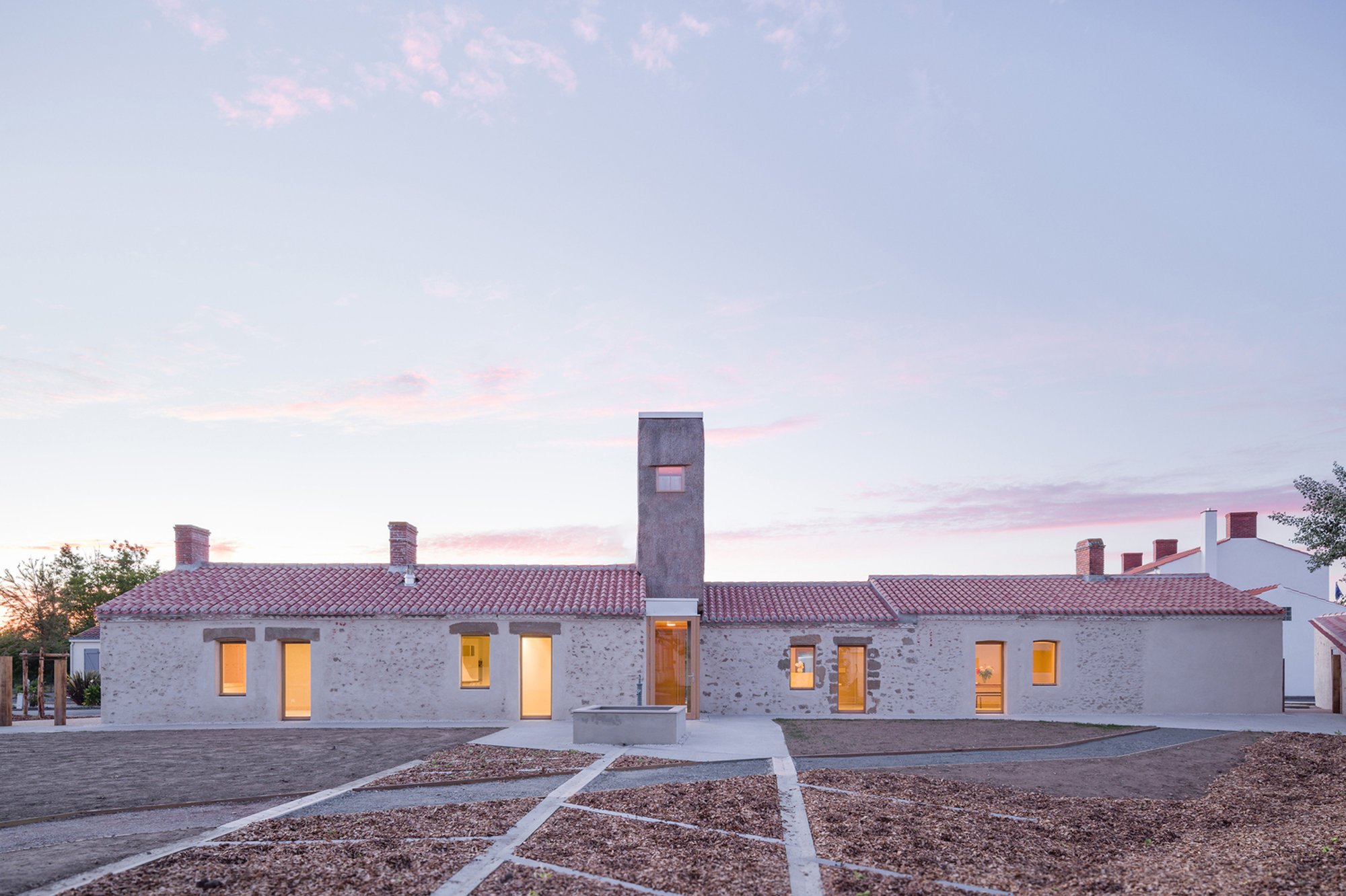 Le Sémaphore Cultural Center: A Fusion of Tradition and Modernity by Atelier Ronan Prineau